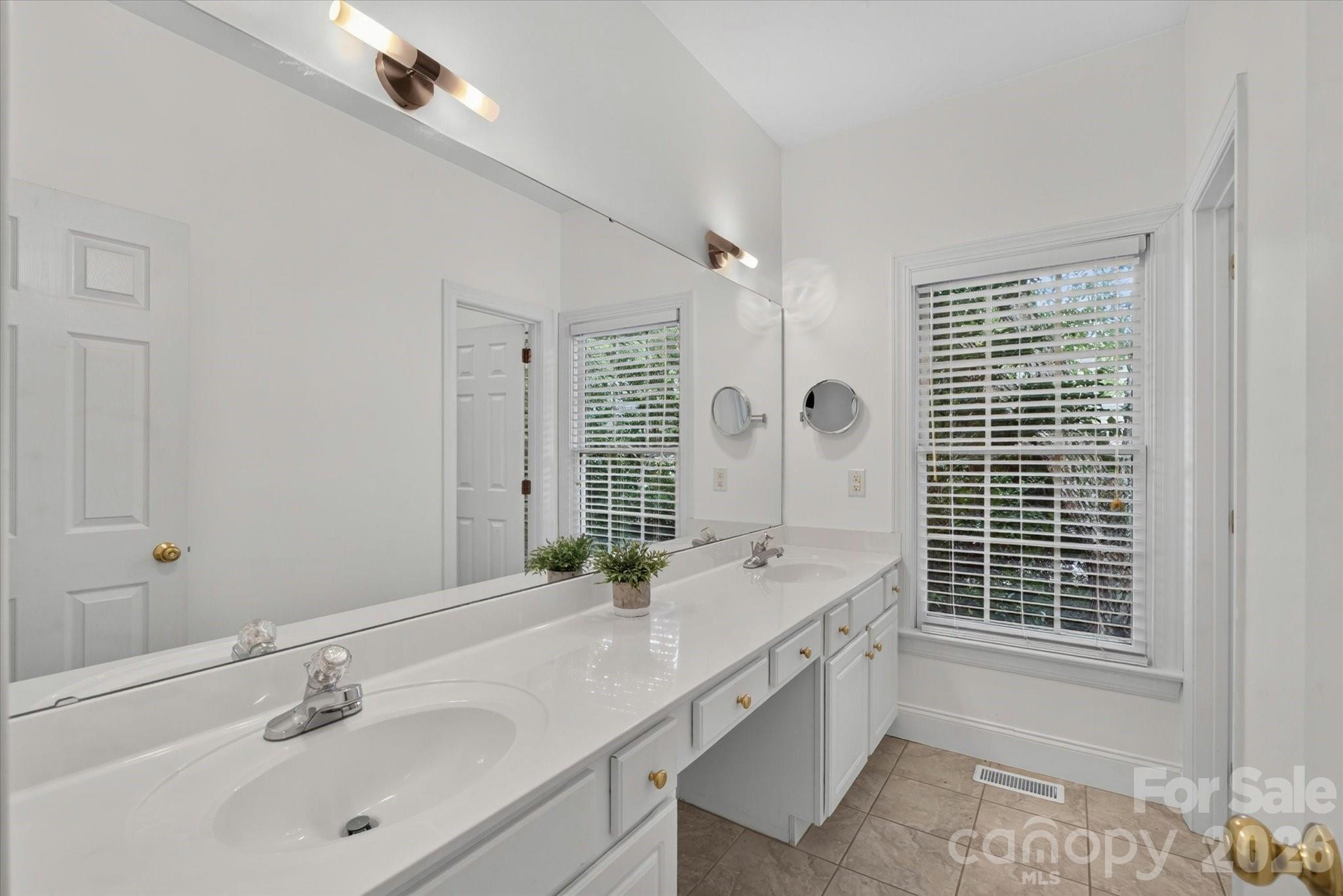 313 Tally Ho Drive — Indian Trail