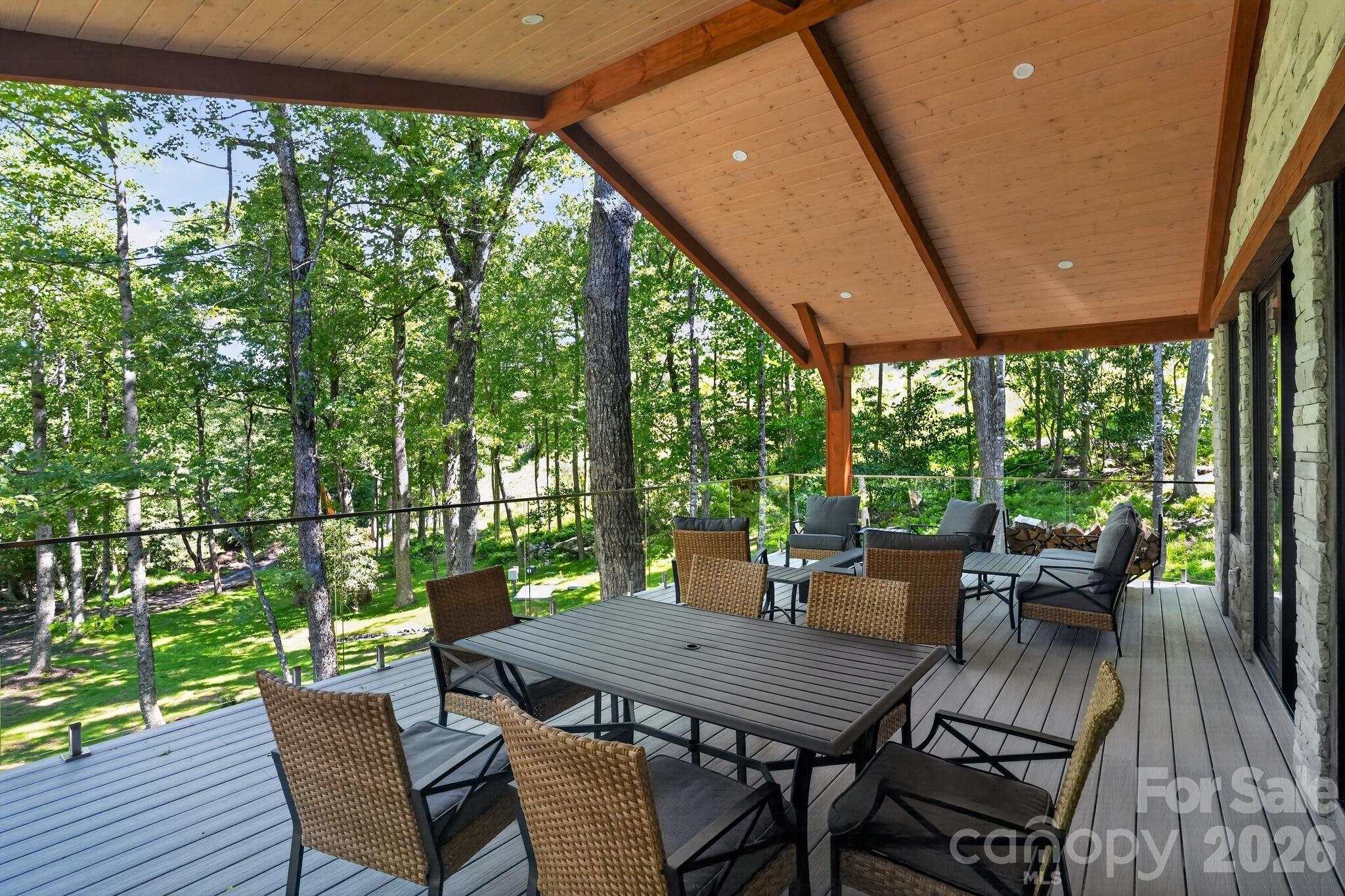 475 State View Road — Boone