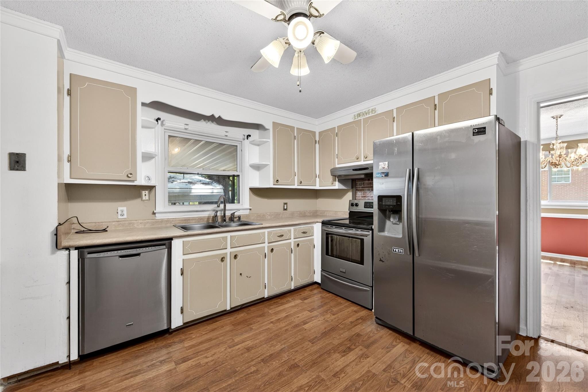 4400 Hamilton Circle — Charlotte