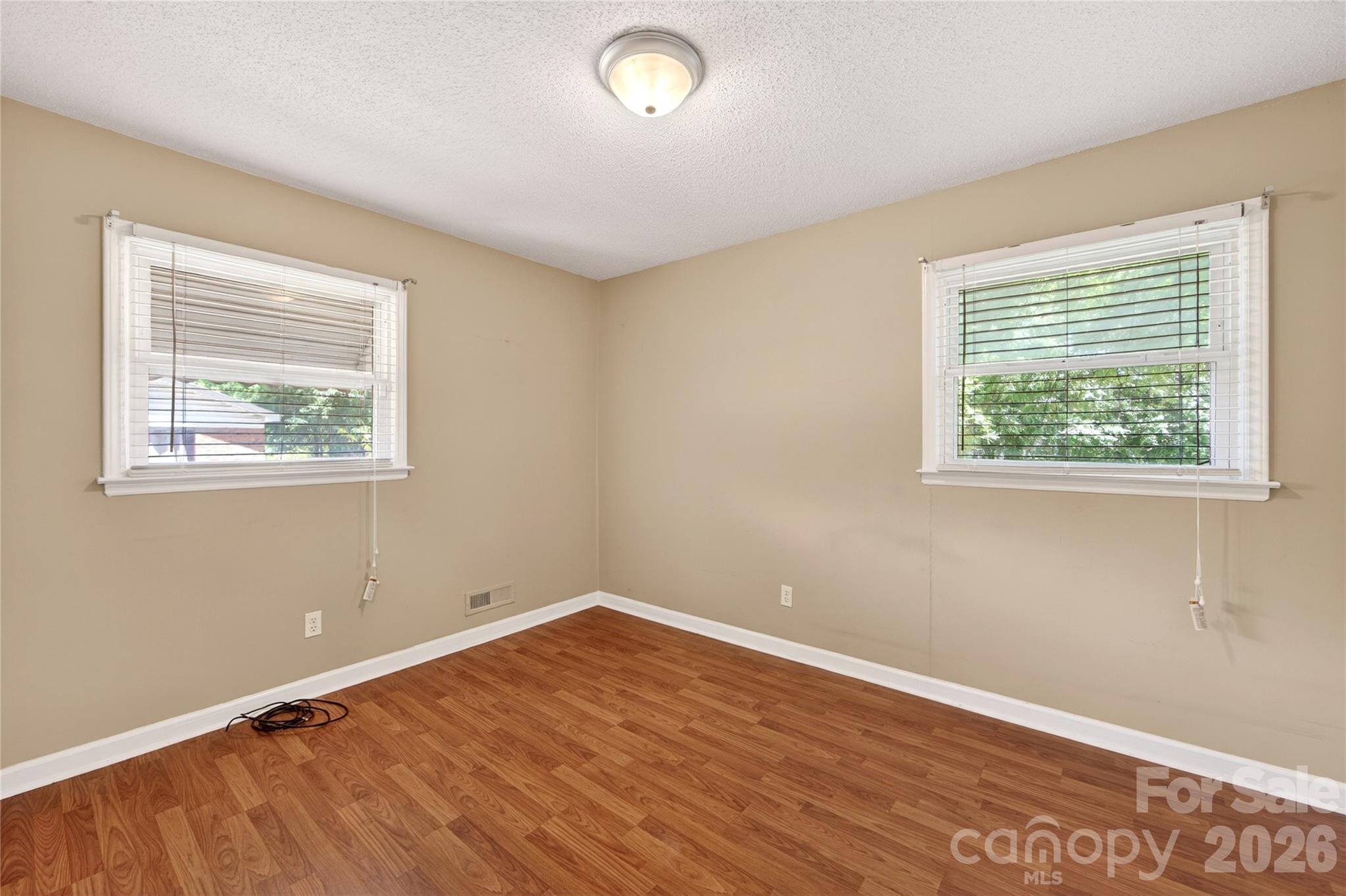 4400 Hamilton Circle — Charlotte