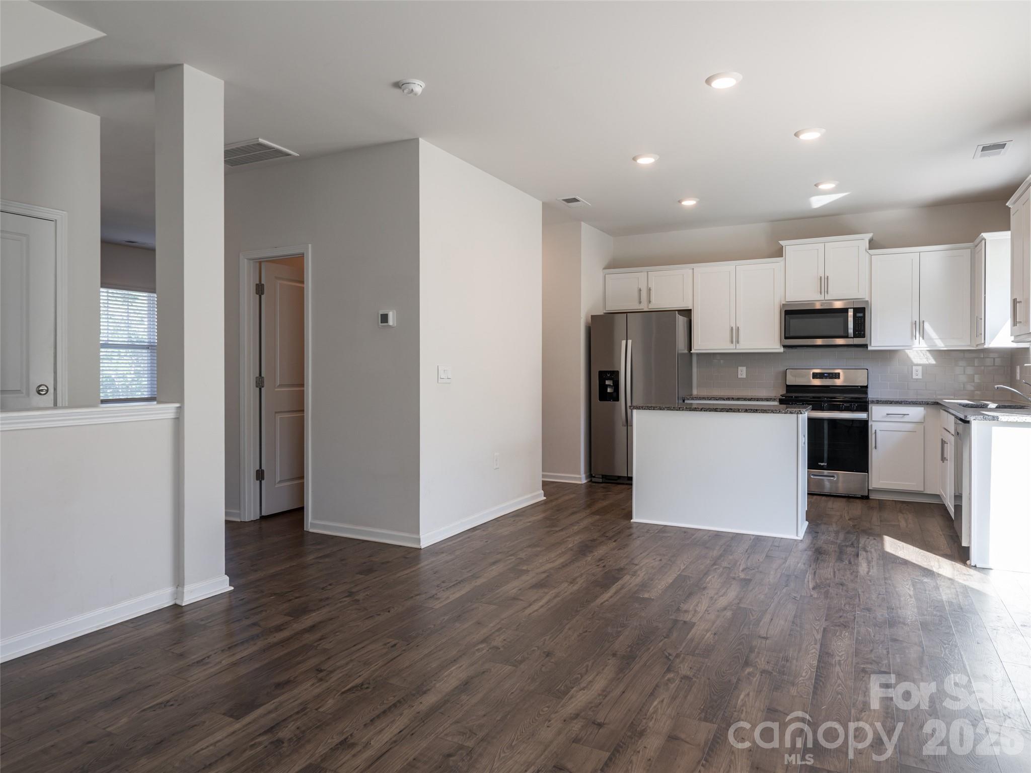 907 Newport Court — Asheville