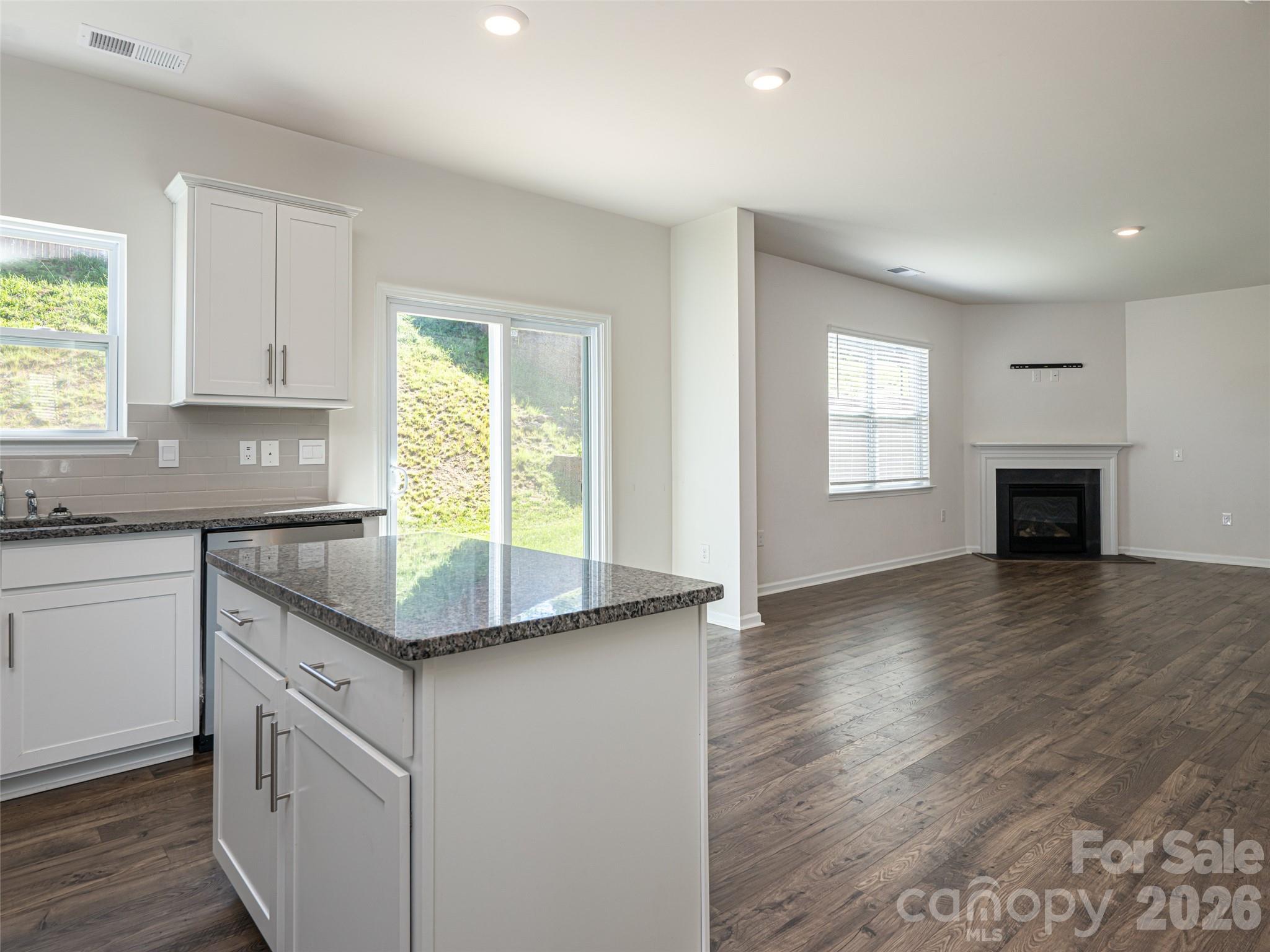 907 Newport Court — Asheville