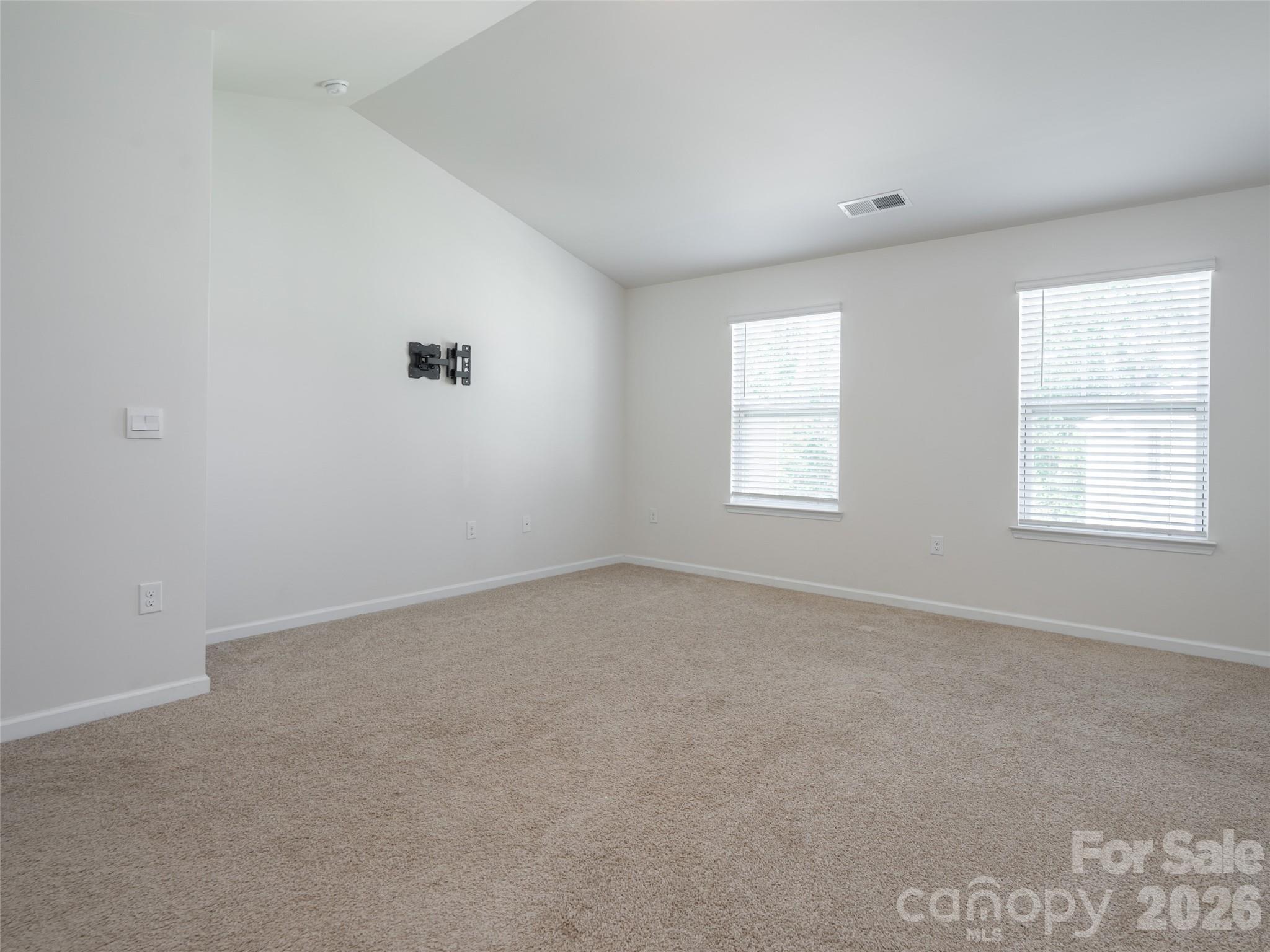 907 Newport Court — Asheville