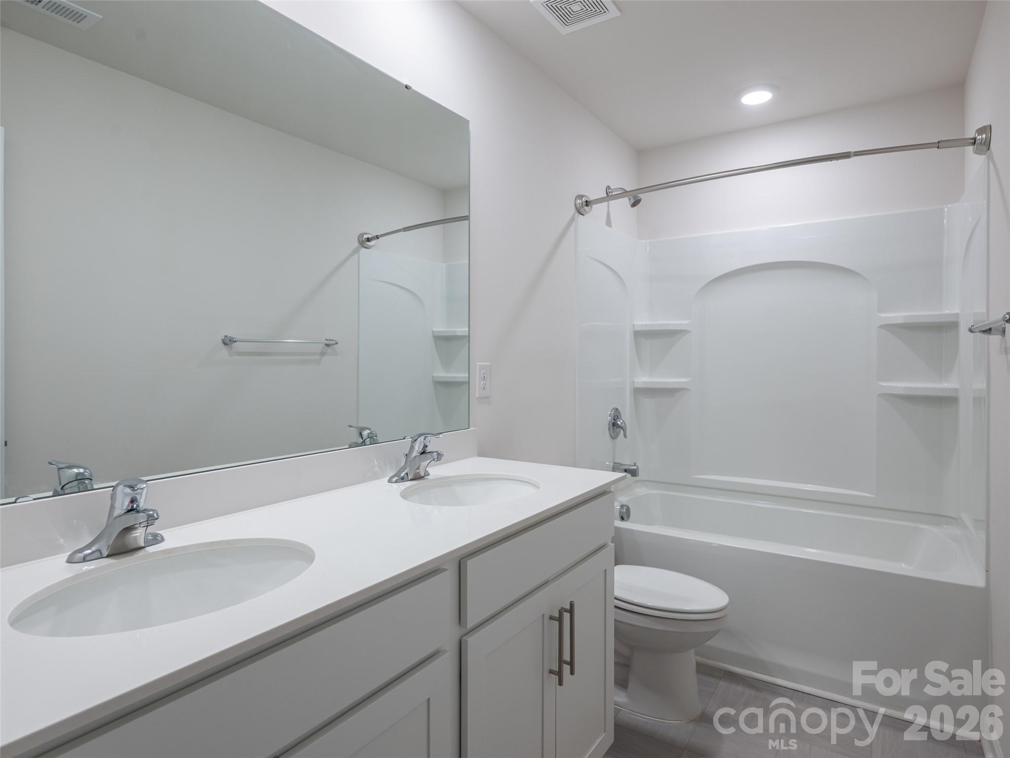 907 Newport Court — Asheville