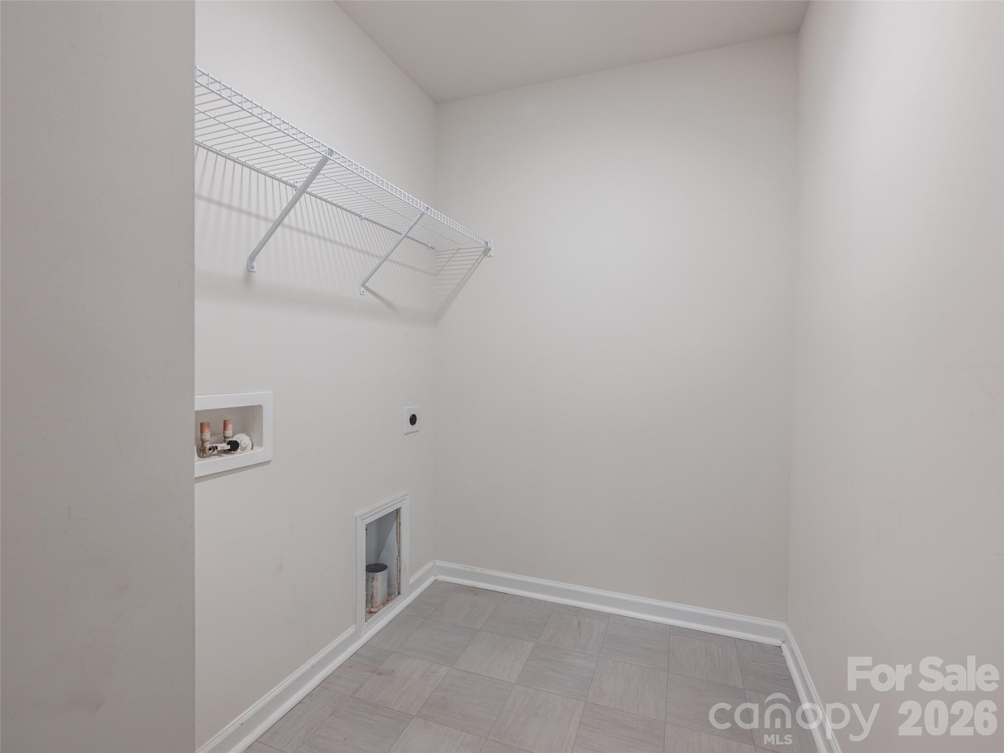 907 Newport Court — Asheville