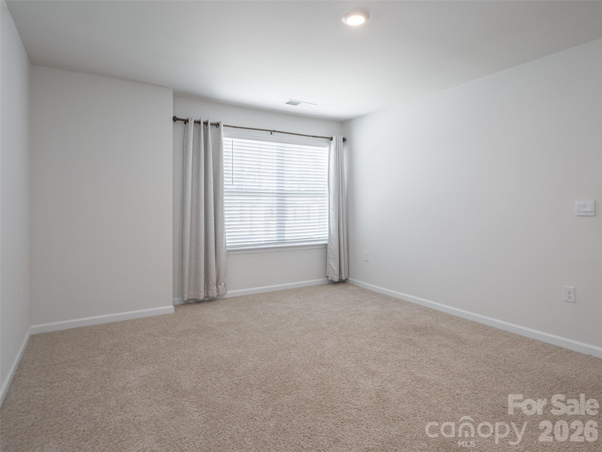 907 Newport Court — Asheville