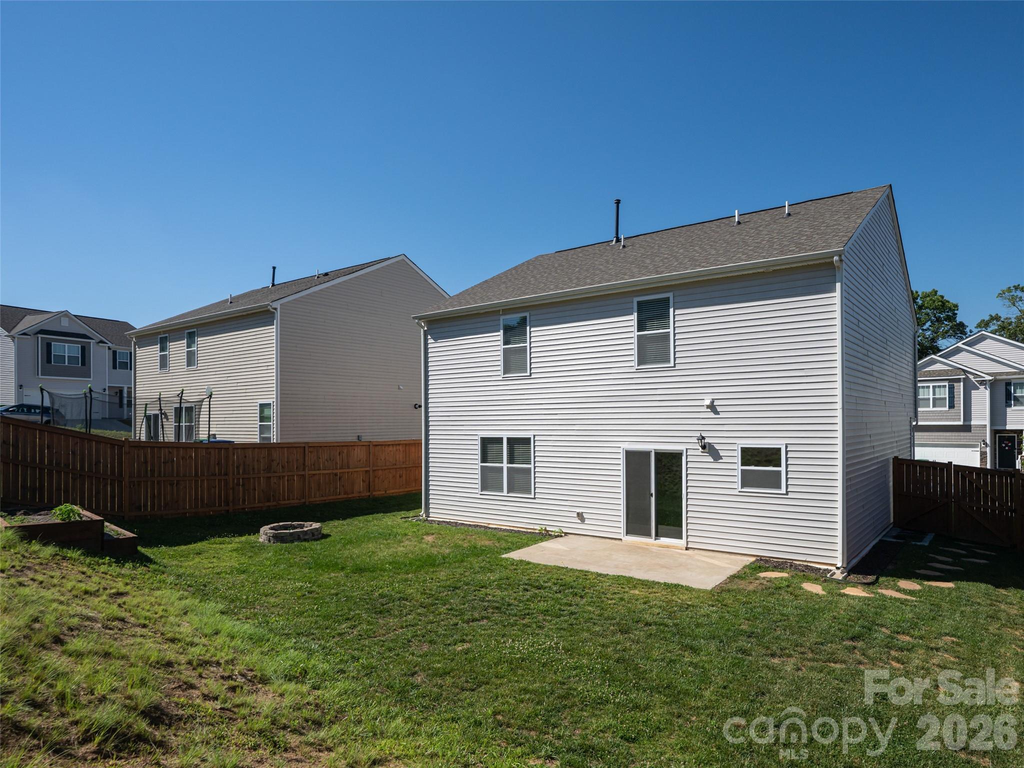 907 Newport Court — Asheville