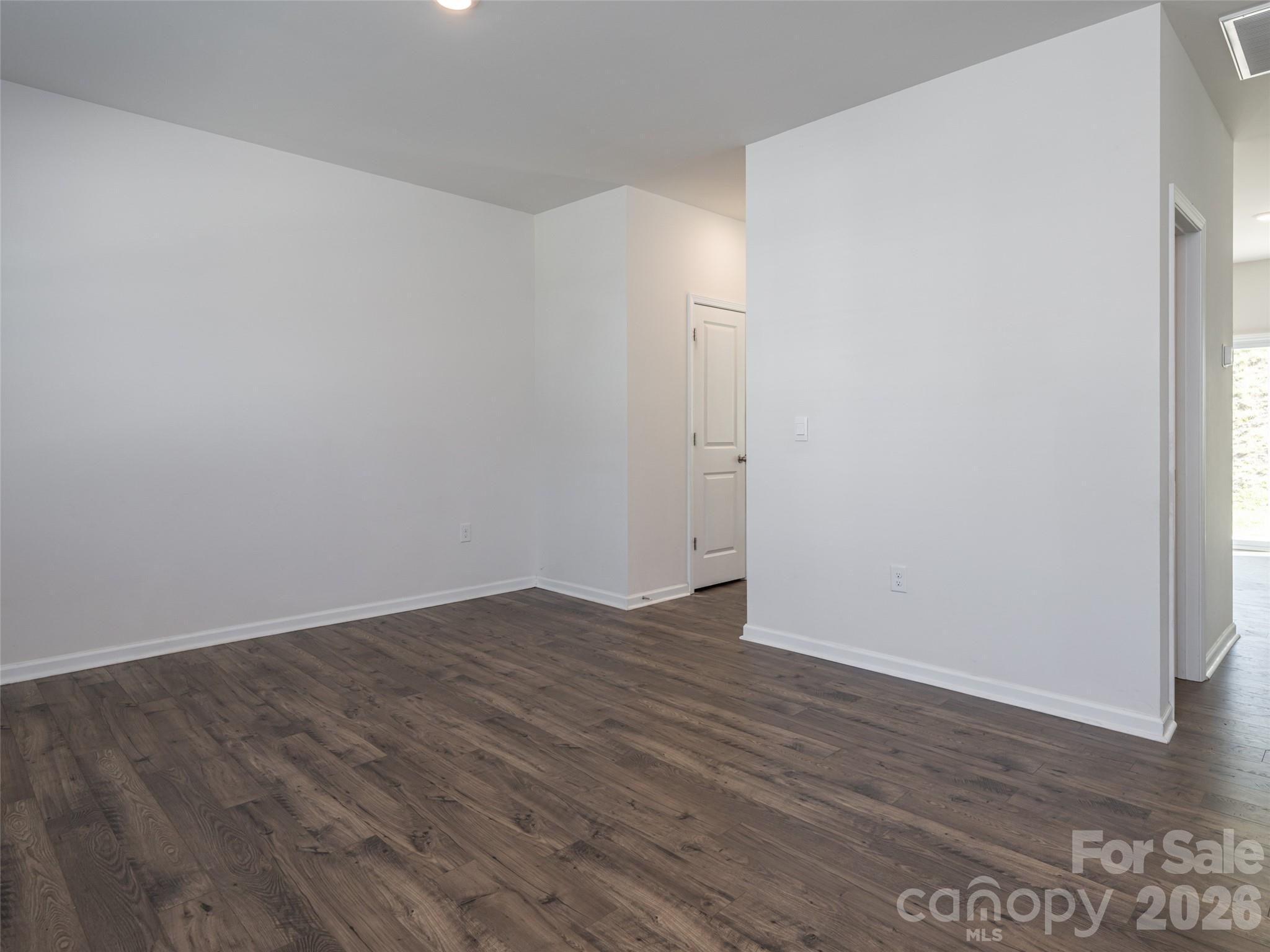907 Newport Court — Asheville