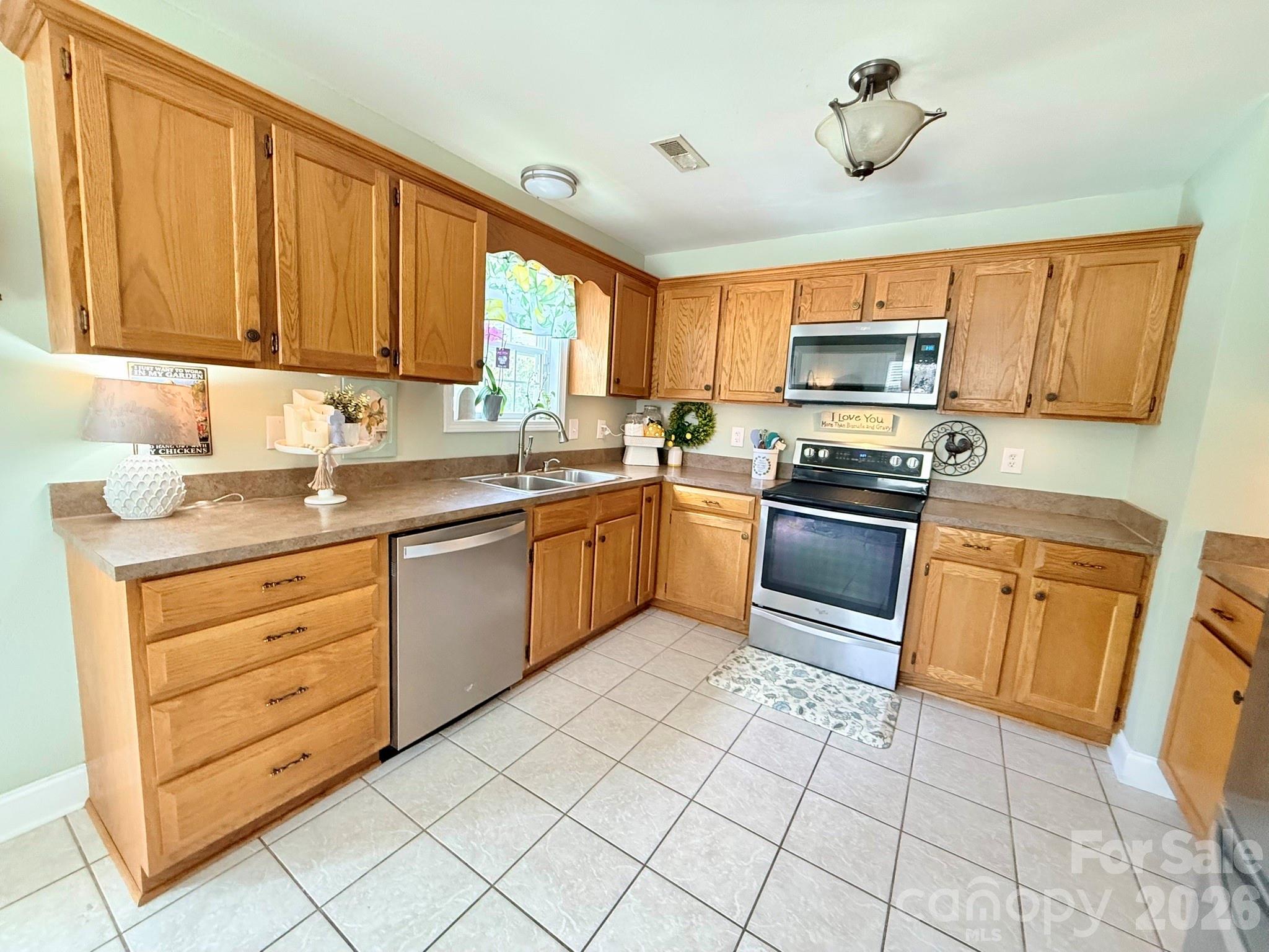 5360 Stonegate Farm Drive — Granite Falls