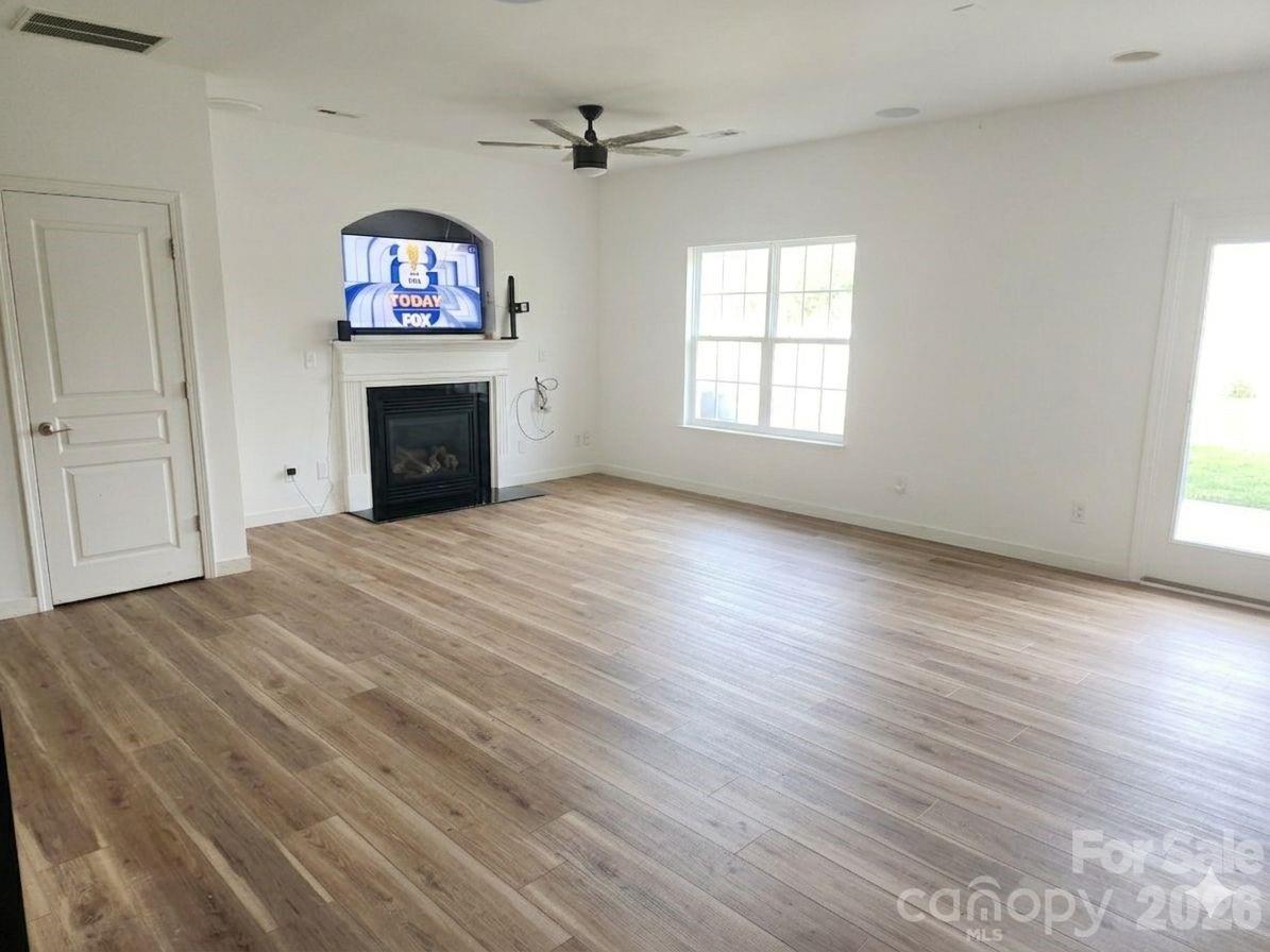 8804 Arrowhead Place Lane — Cornelius