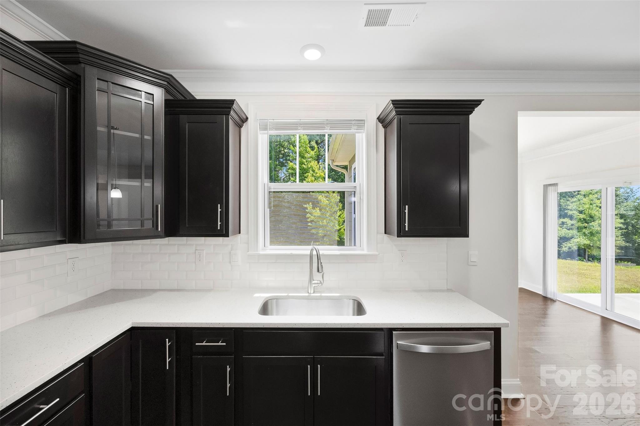 5015 Whispy Vines Lane — Huntersville