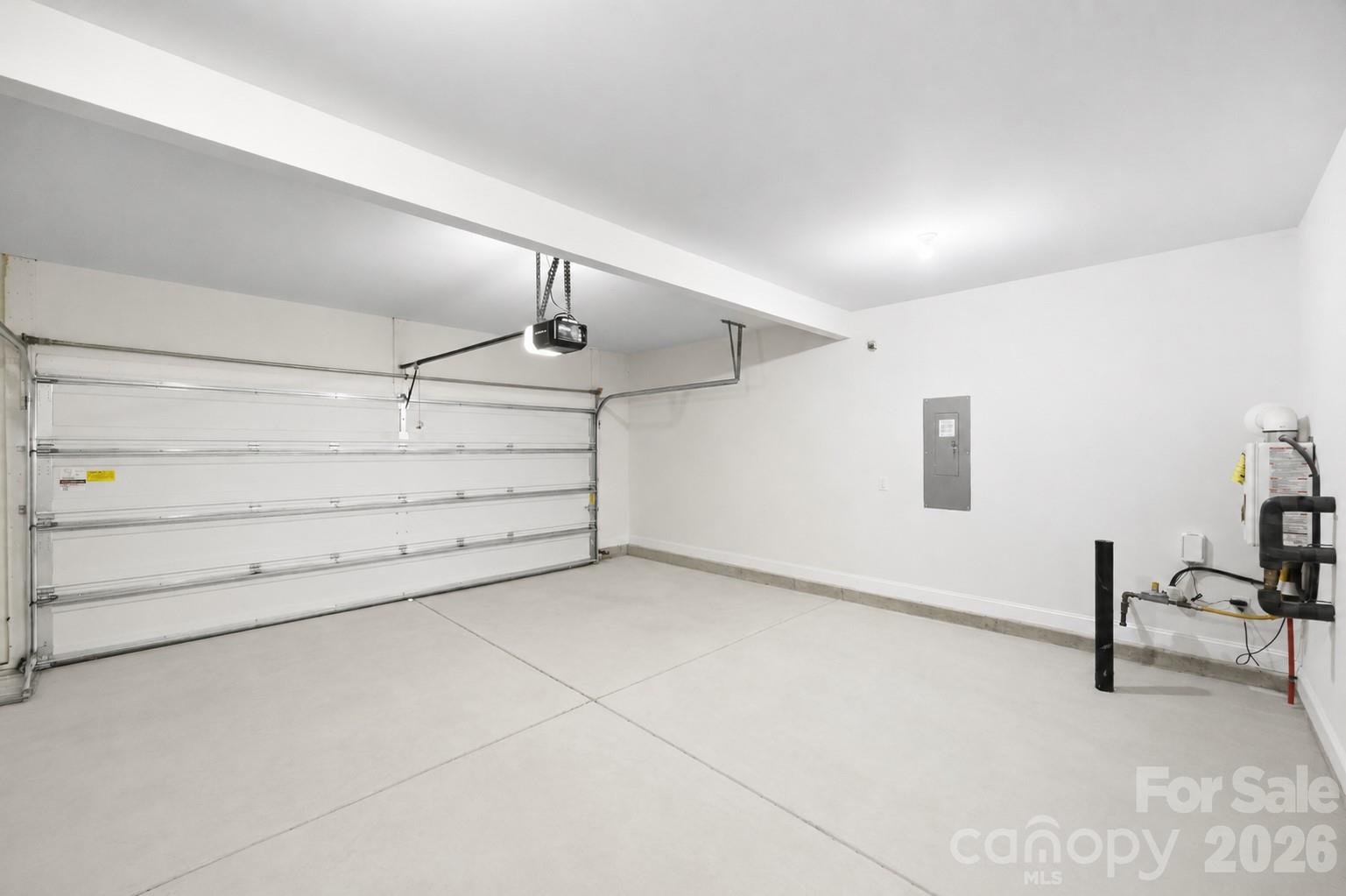 5015 Whispy Vines Lane — Huntersville