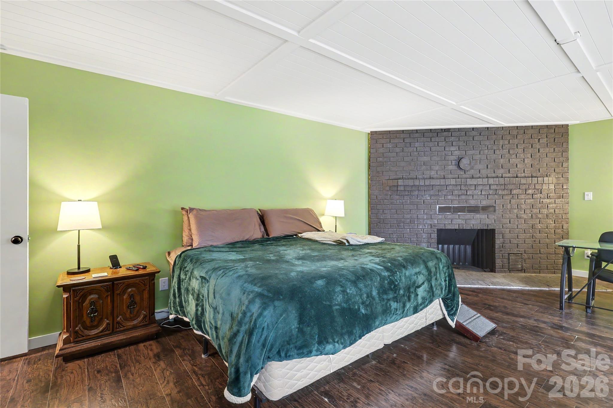 227 Dileen Drive — Concord