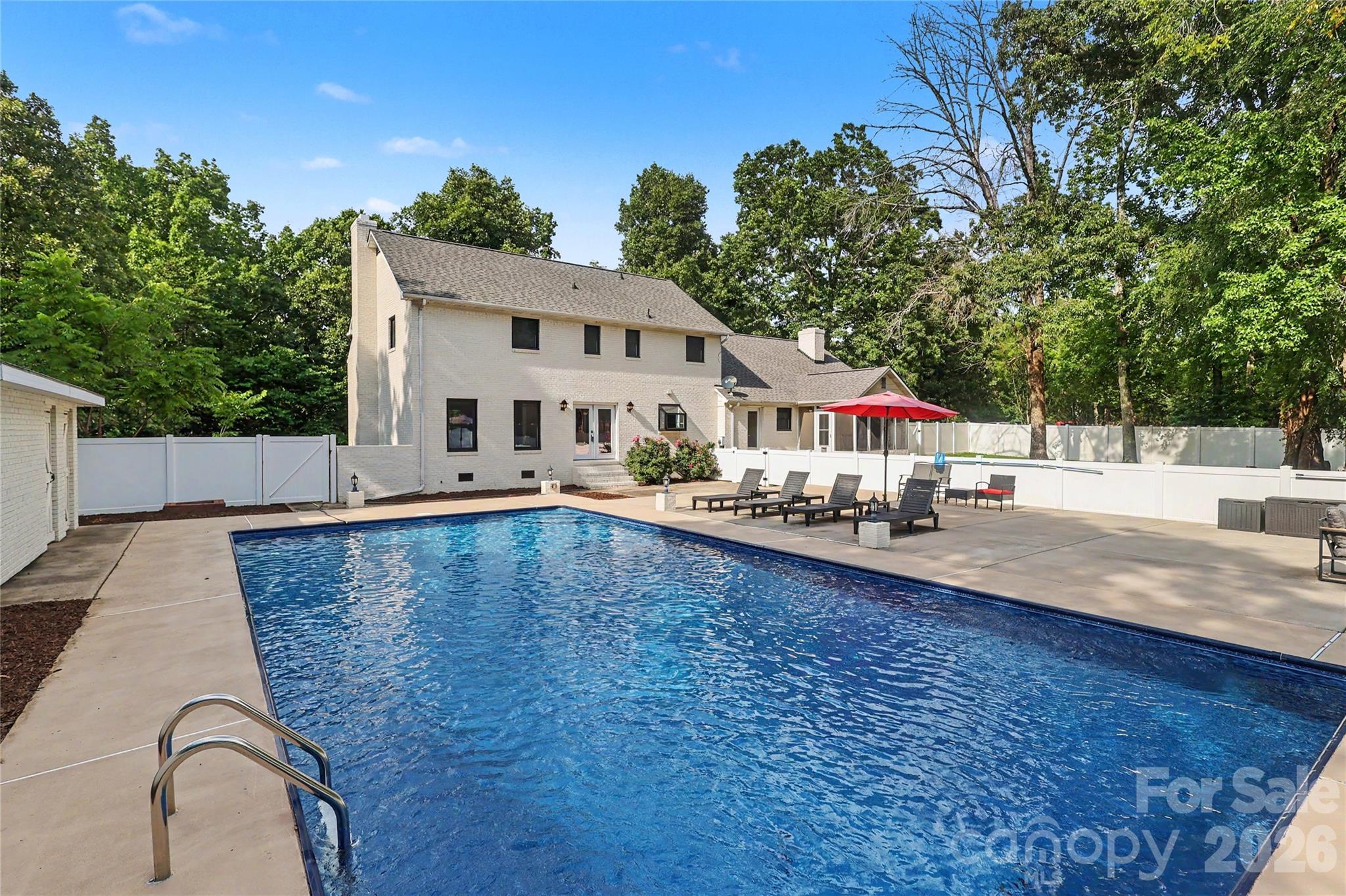 227 Dileen Drive — Concord
