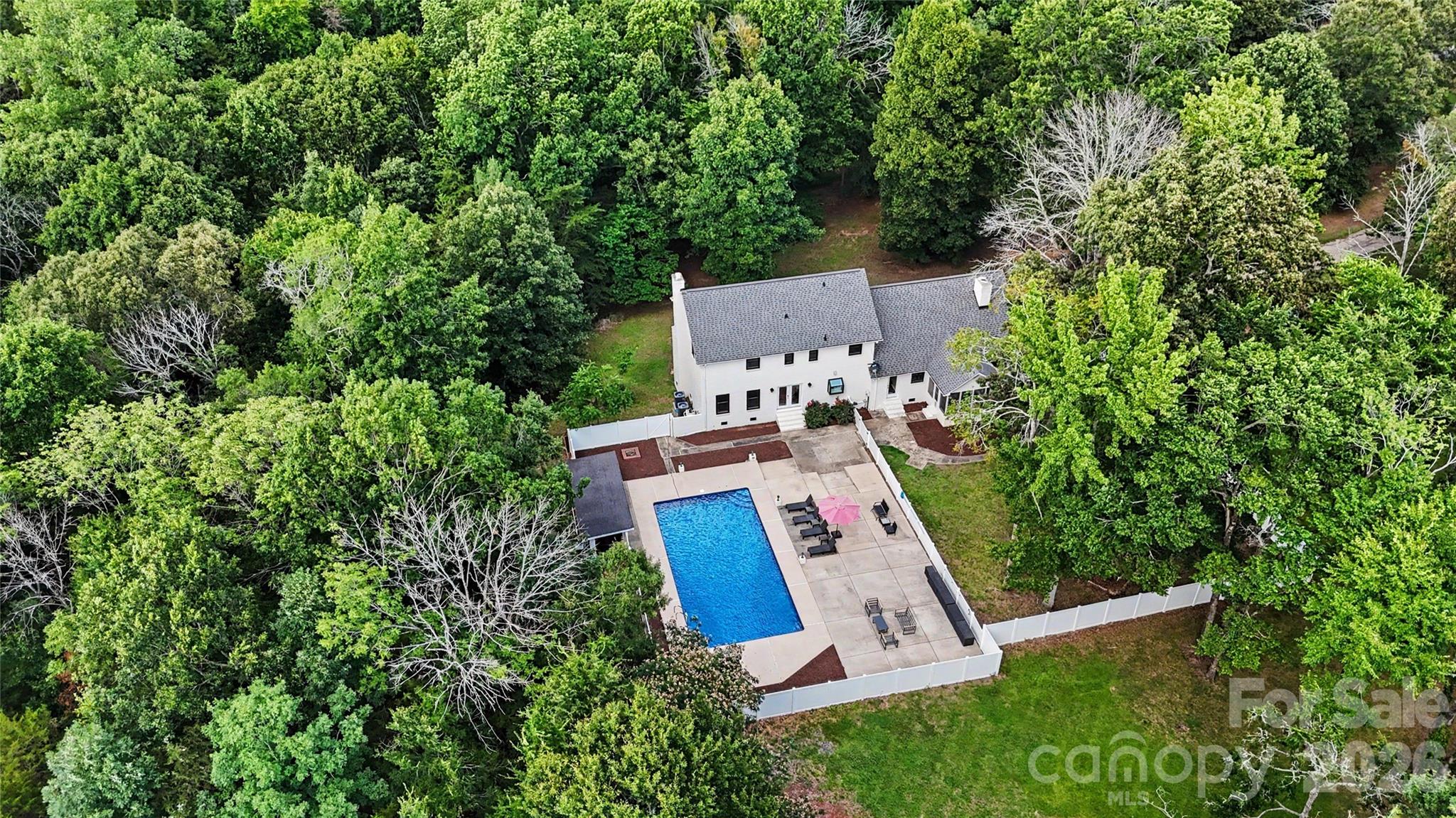 227 Dileen Drive — Concord