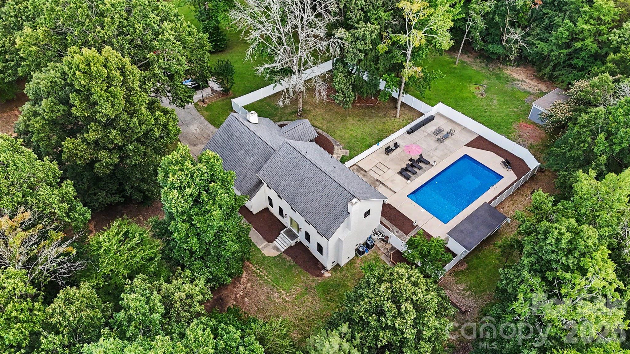 227 Dileen Drive — Concord