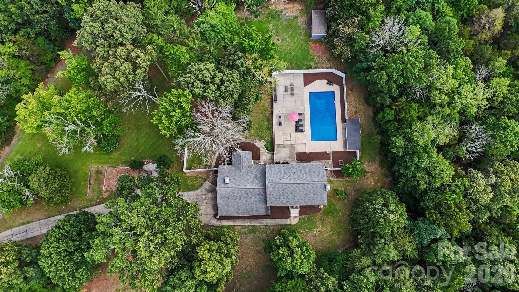 227 Dileen Drive — Concord