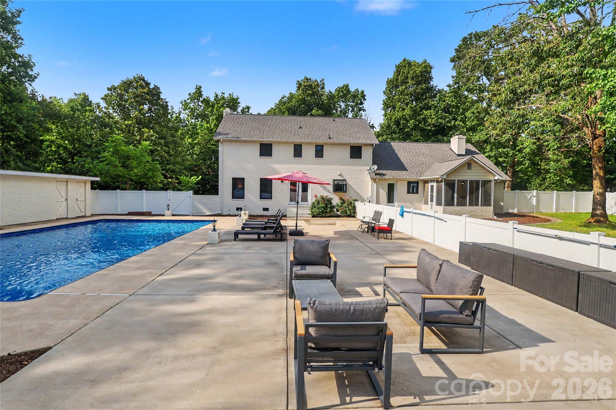 227 Dileen Drive — Concord