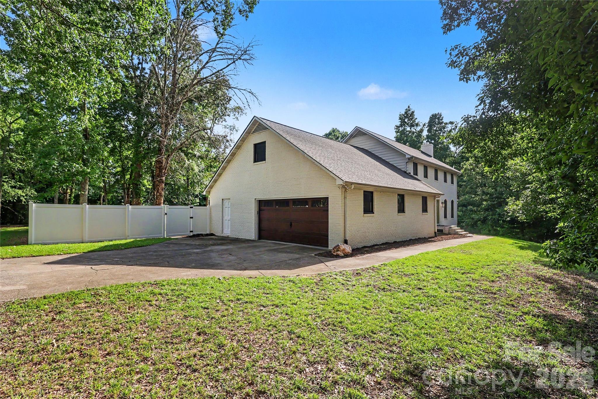 227 Dileen Drive — Concord