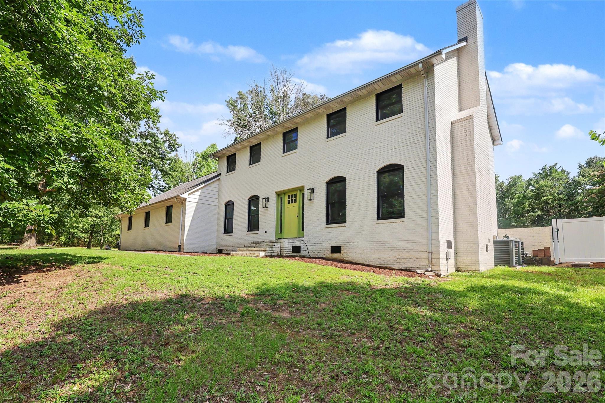 227 Dileen Drive — Concord