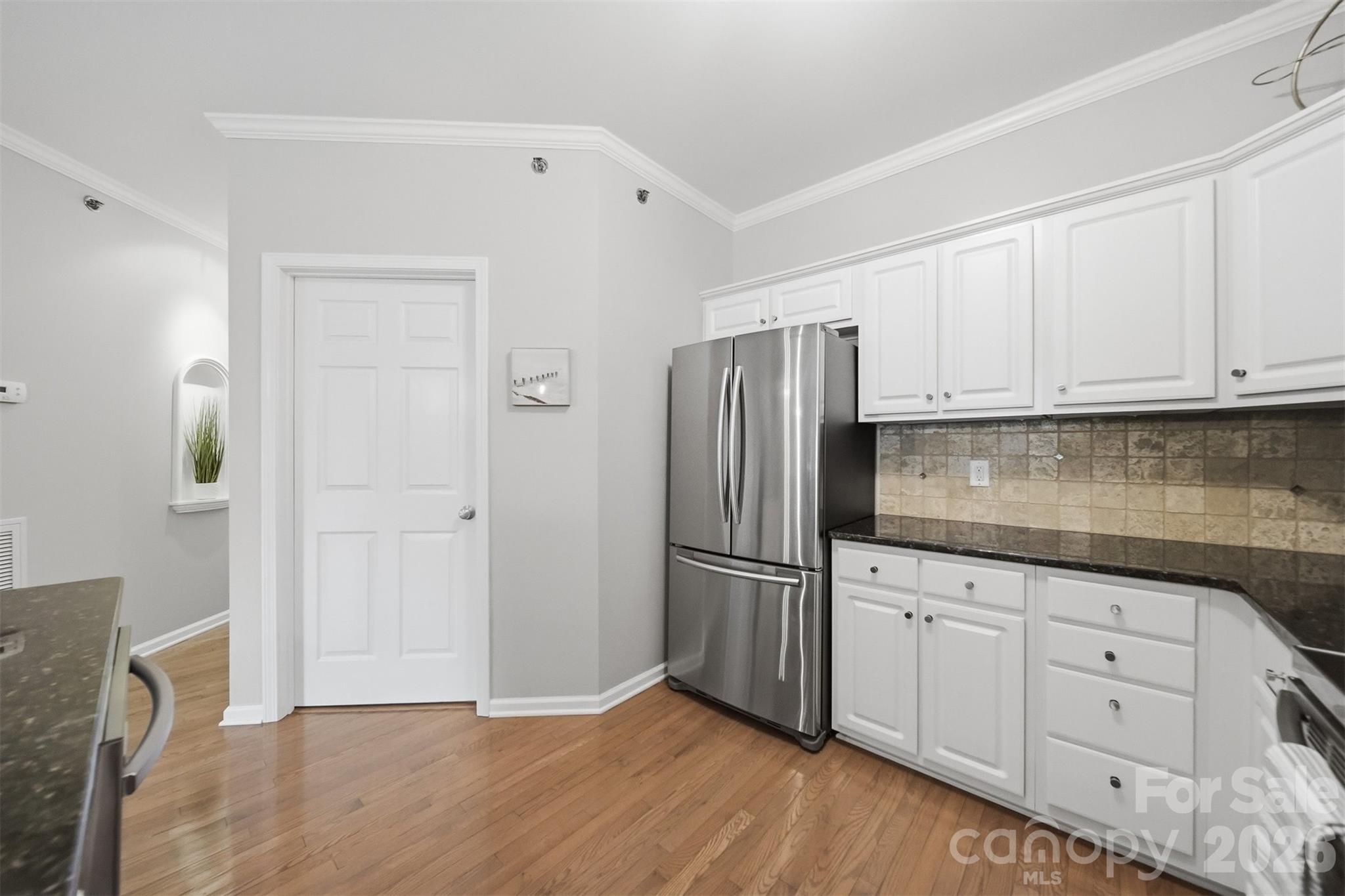 1410 4th Street Drive NW #304 — Hickory