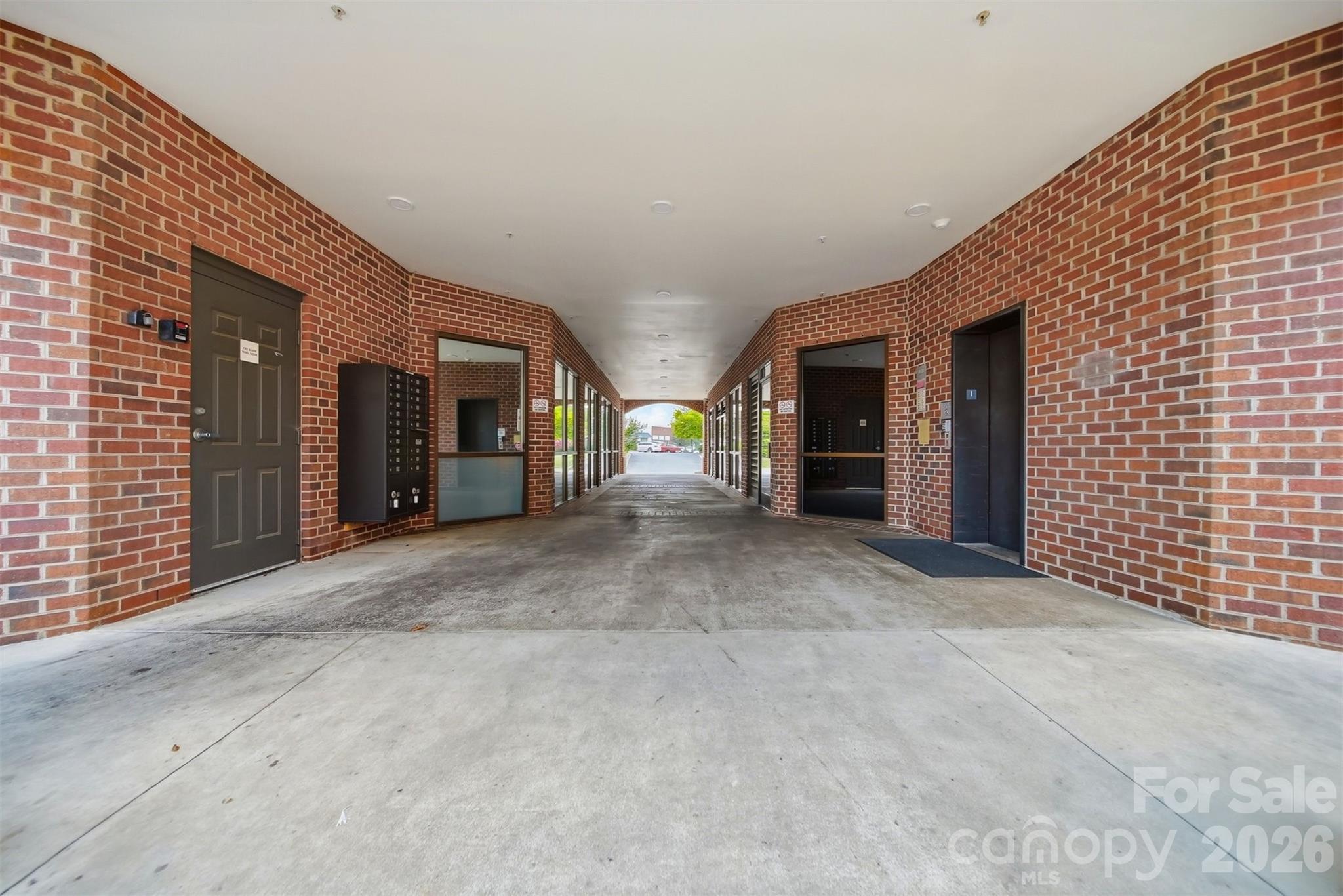 1410 4th Street Drive NW #304 — Hickory