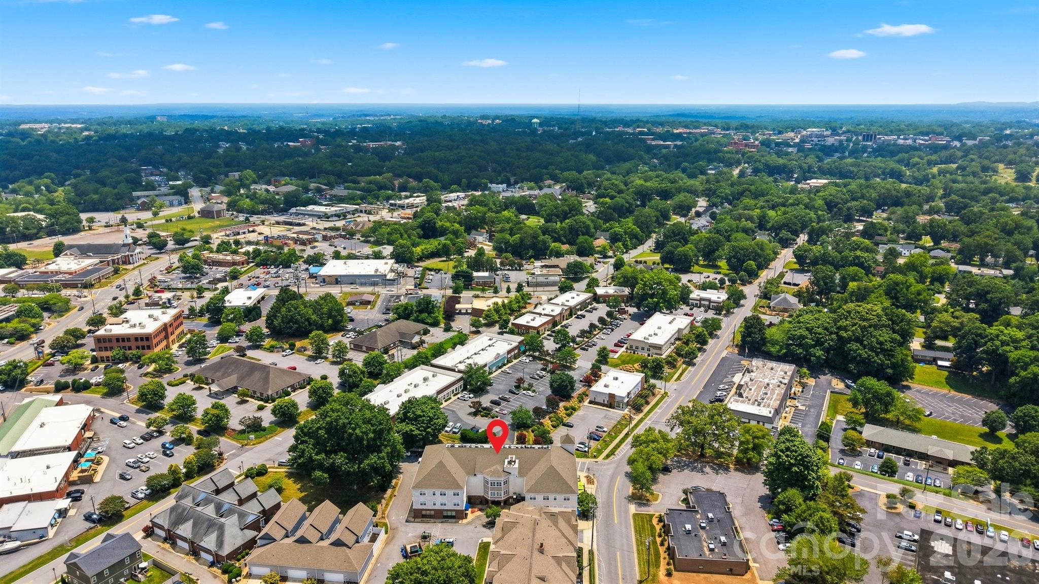 1410 4th Street Drive NW #304 — Hickory