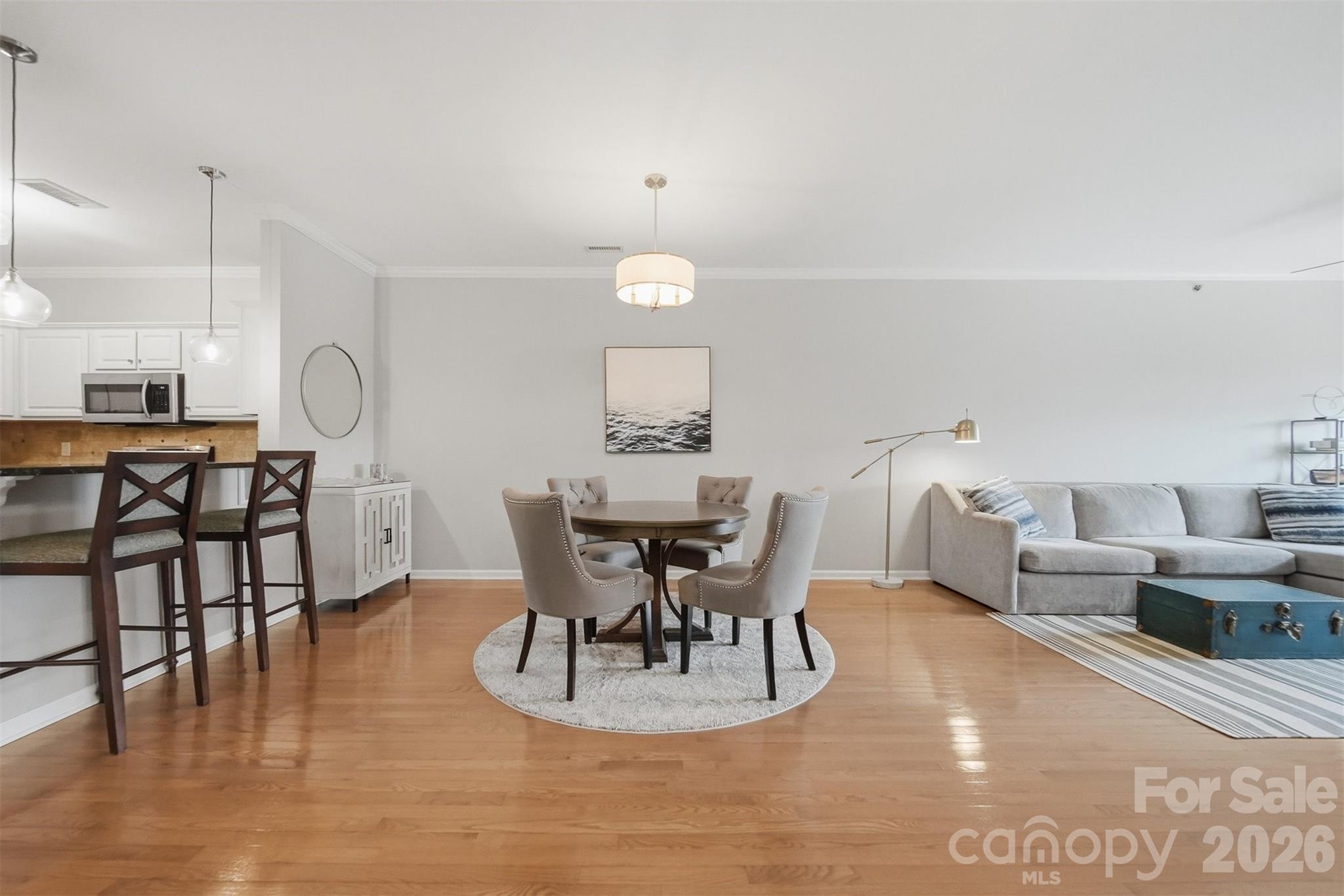 1410 4th Street Drive NW #304 — Hickory