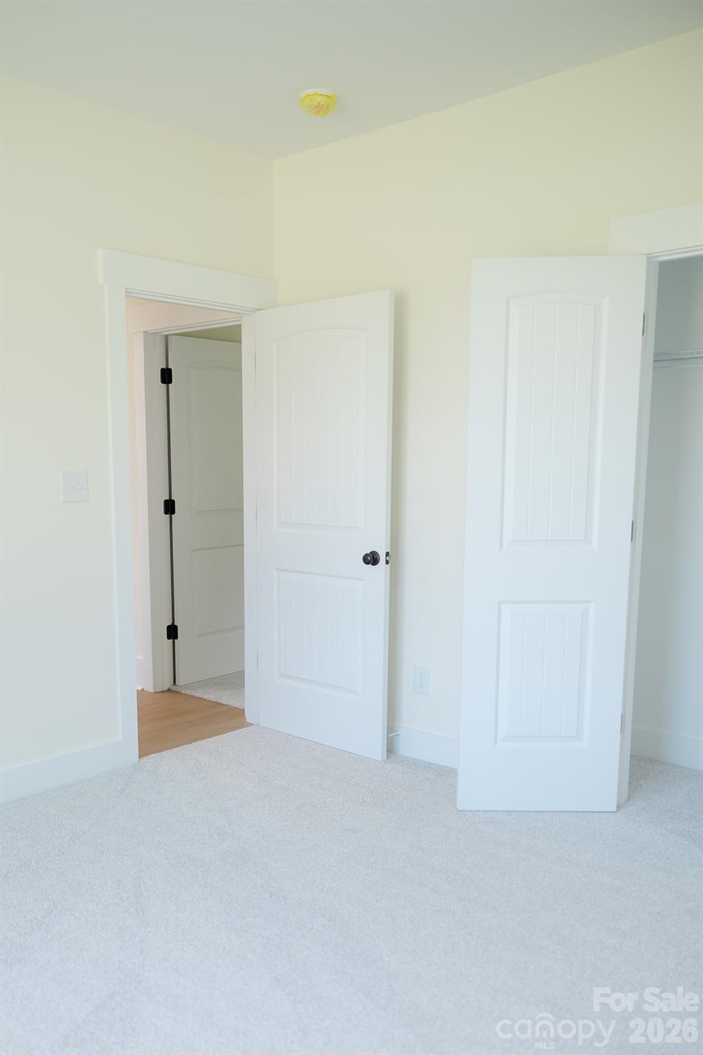 209 Beths Court — York