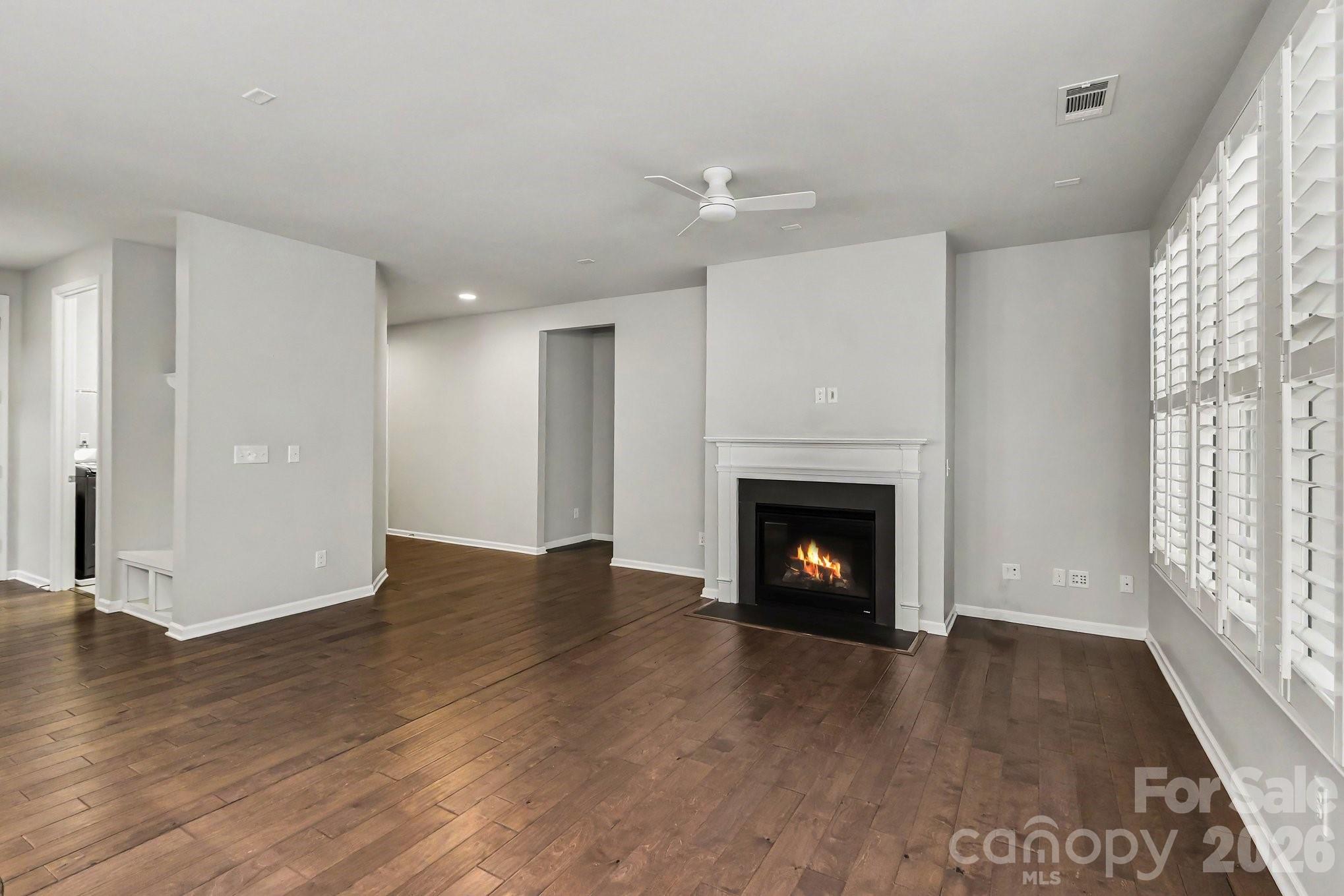 8911 Bur Lane — Huntersville