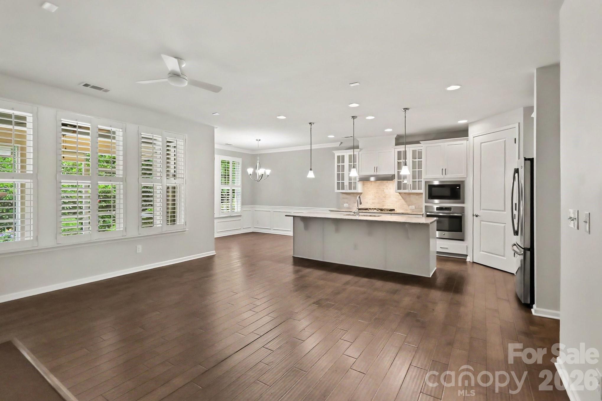 8911 Bur Lane — Huntersville