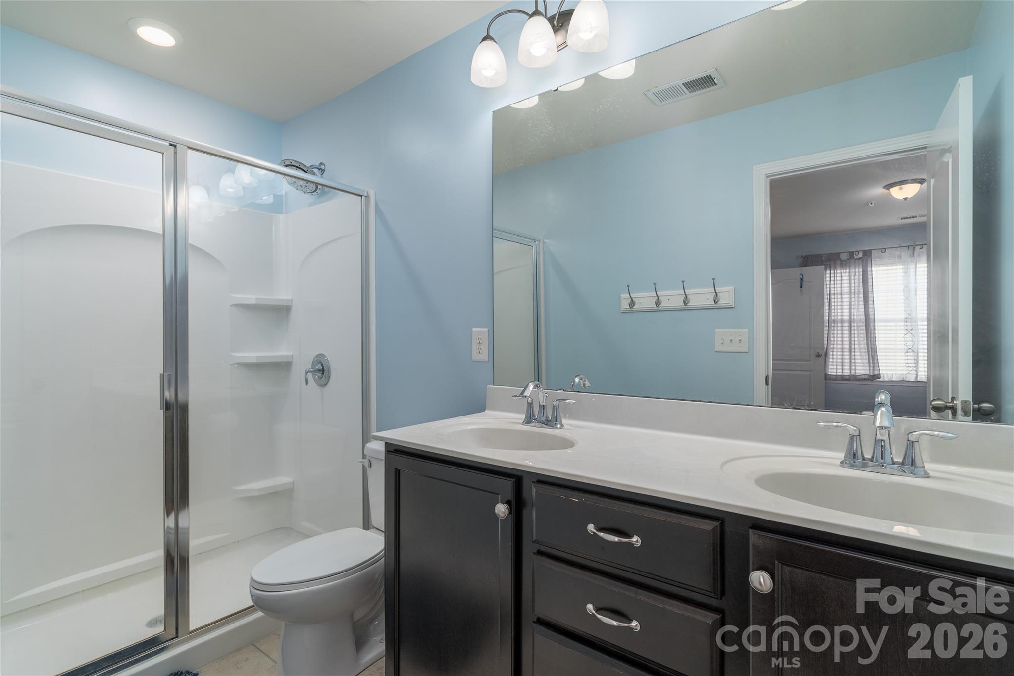 137 Flora Vista Drive — Mooresville
