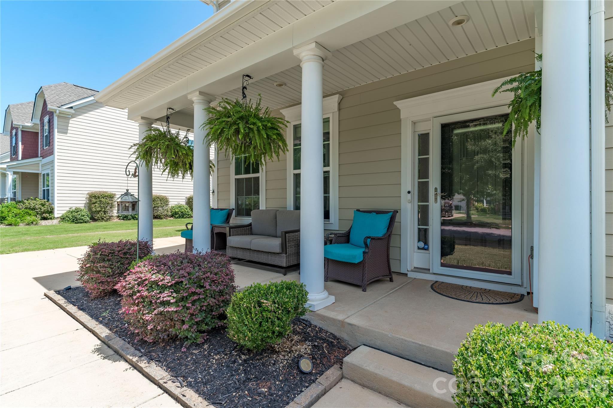 137 Flora Vista Drive — Mooresville