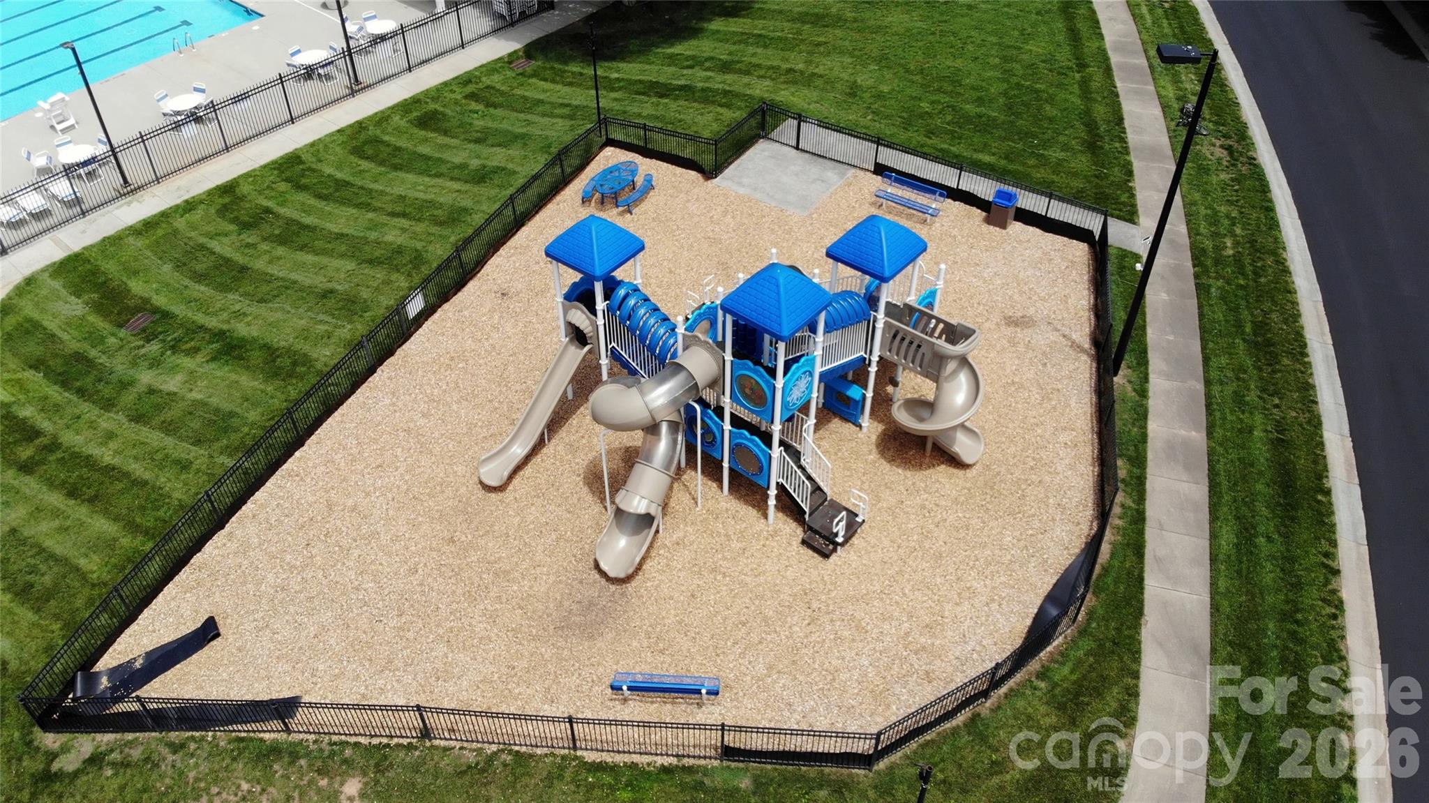 137 Flora Vista Drive — Mooresville