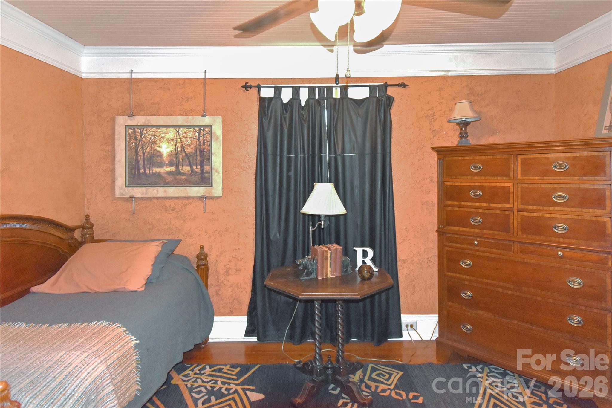 496 14th Avenue NE — Hickory