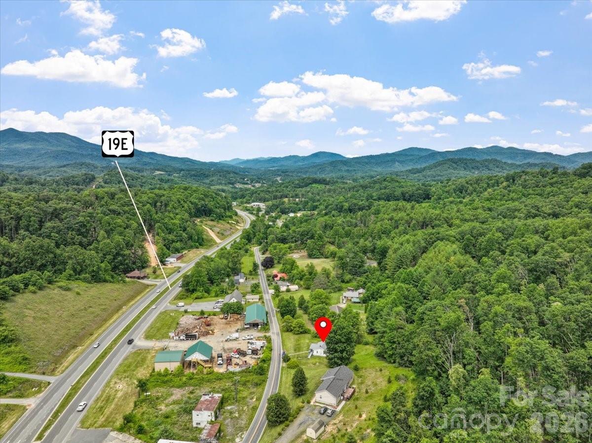 659 Newdale Church Road — Burnsville