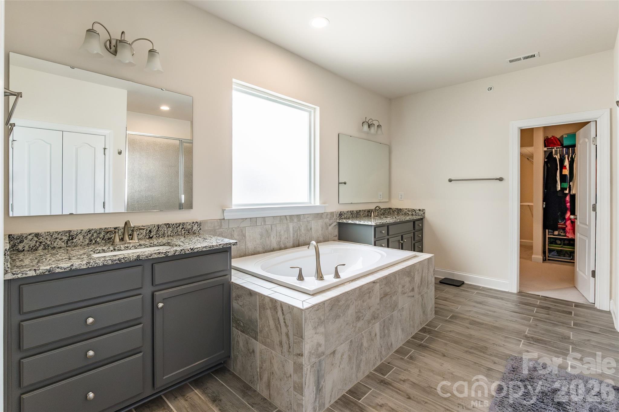 979 Parkland Place NW — Concord