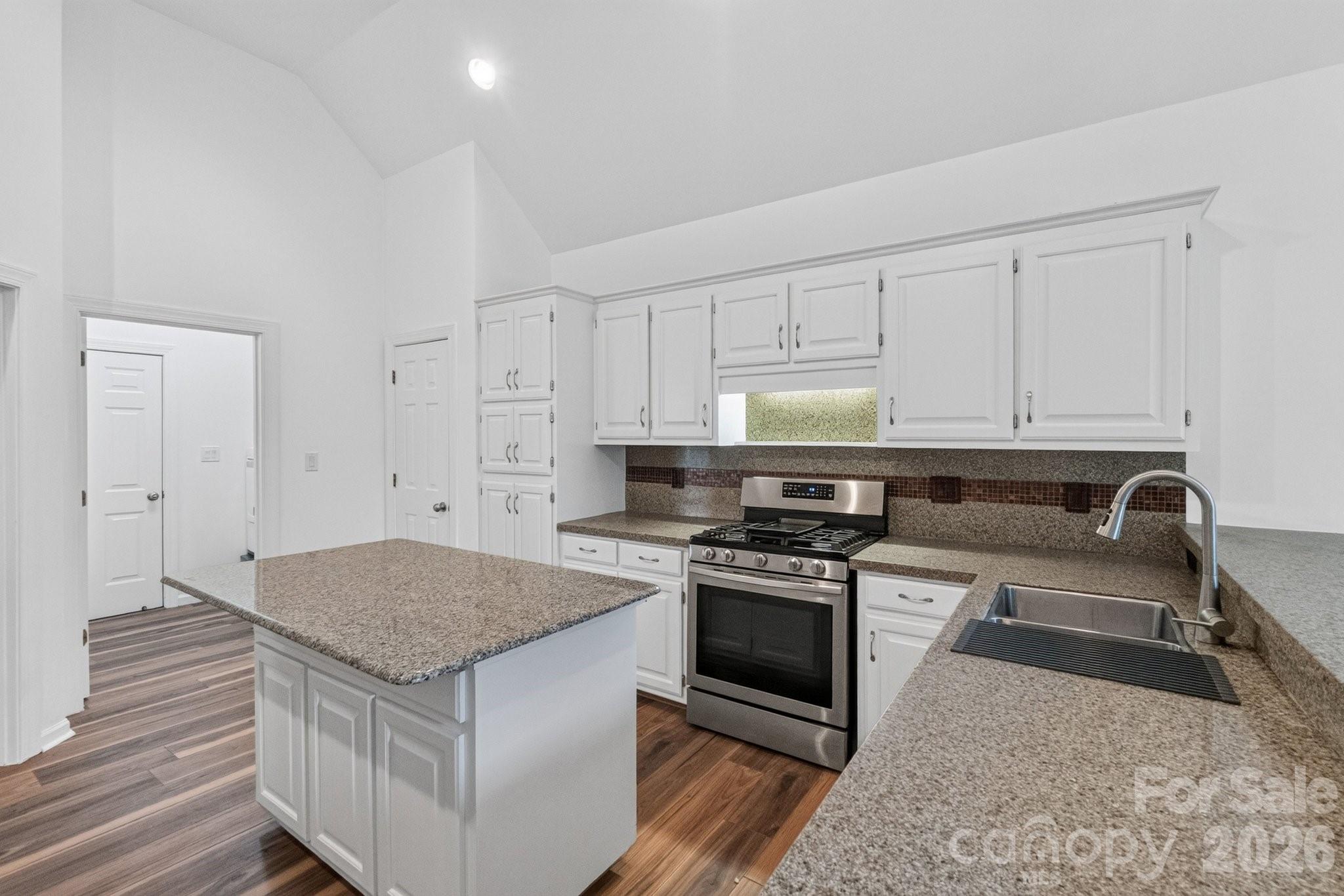 12500 Cedarford Court — Huntersville
