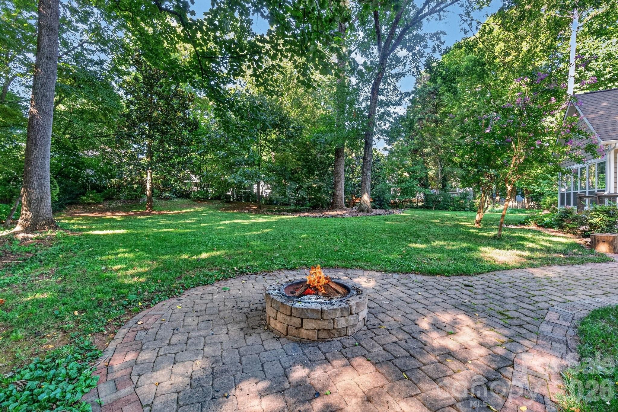 12500 Cedarford Court — Huntersville