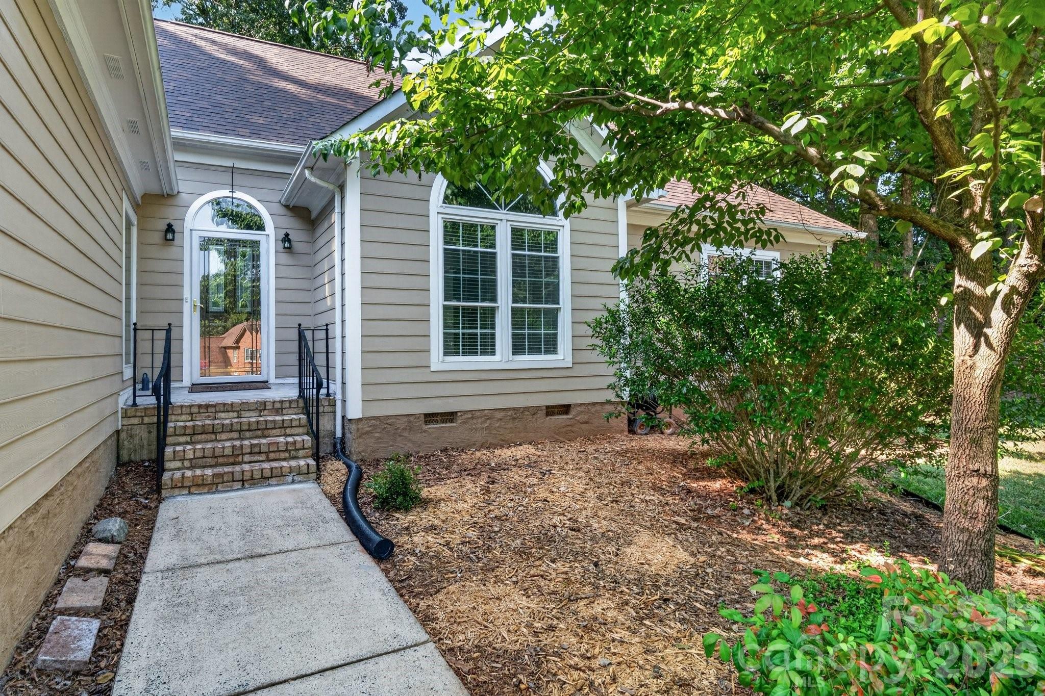 12500 Cedarford Court — Huntersville