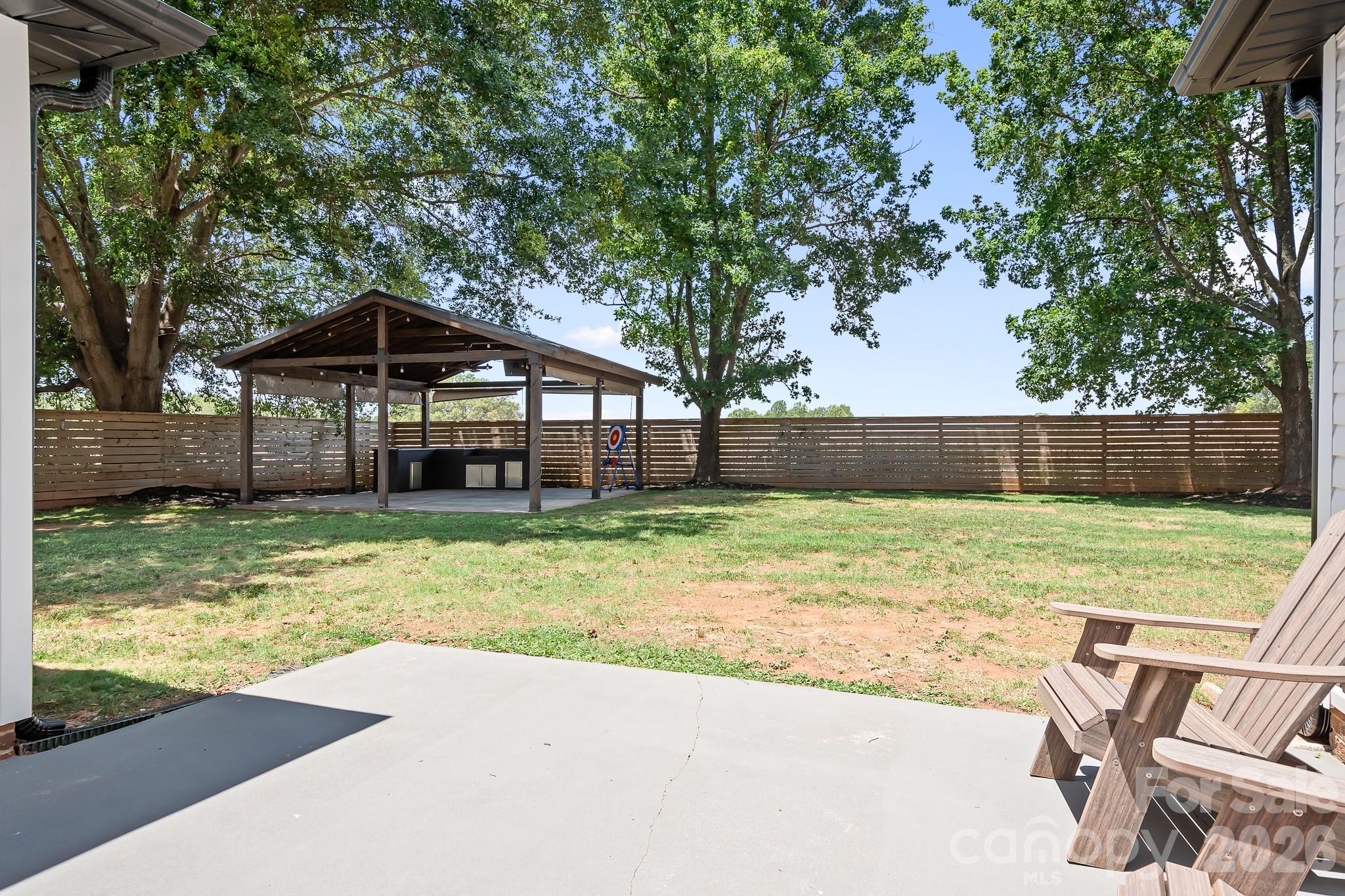 12601 Mayes Road — Huntersville