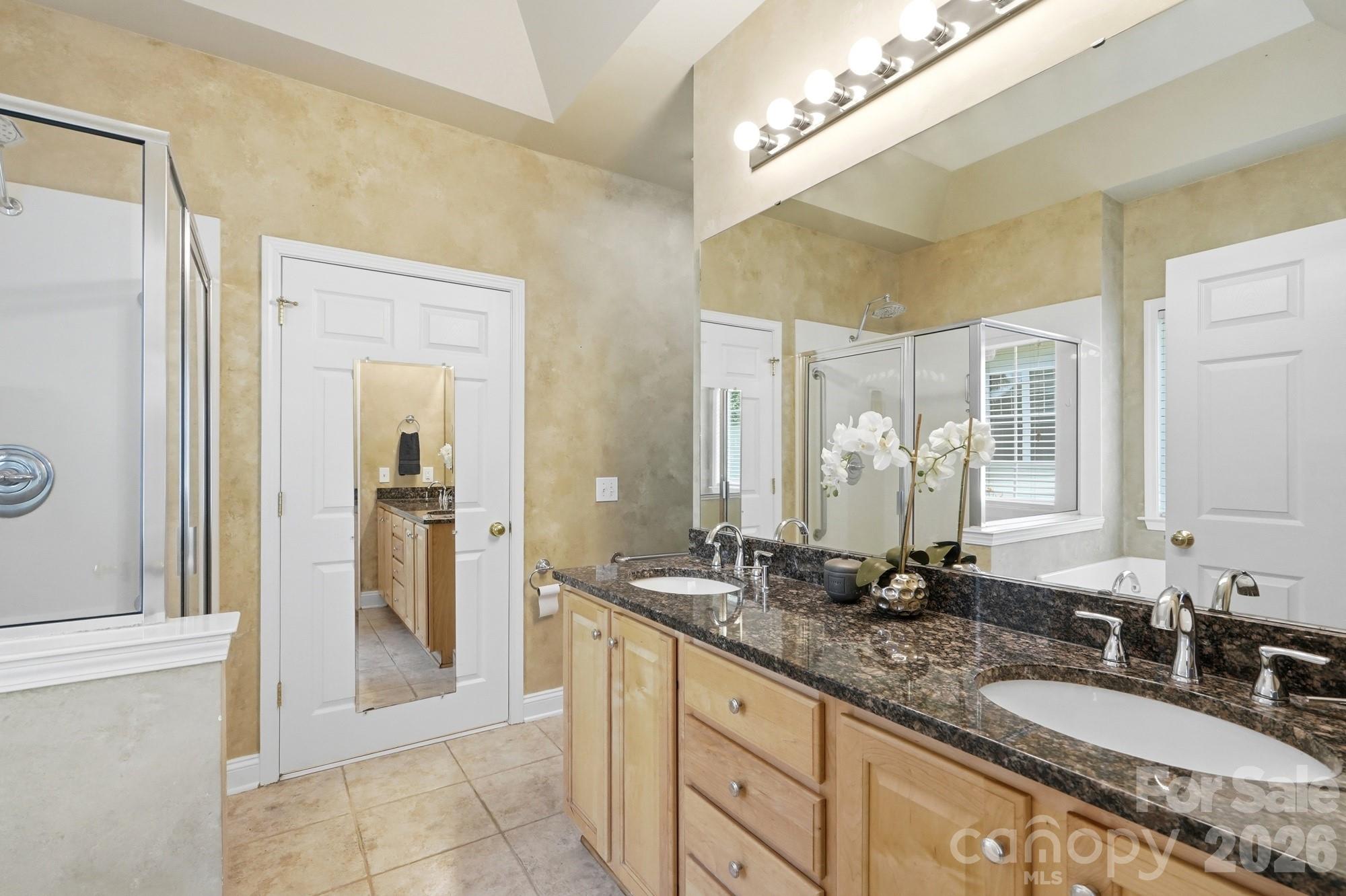 208 Harris Farm Road — Mooresville