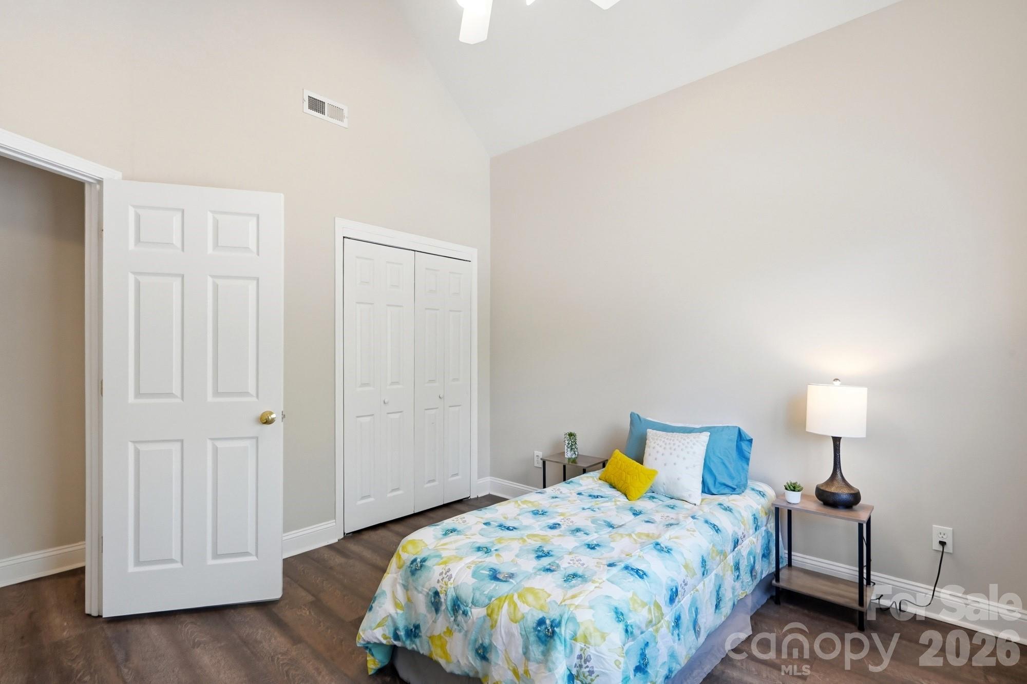 208 Harris Farm Road — Mooresville