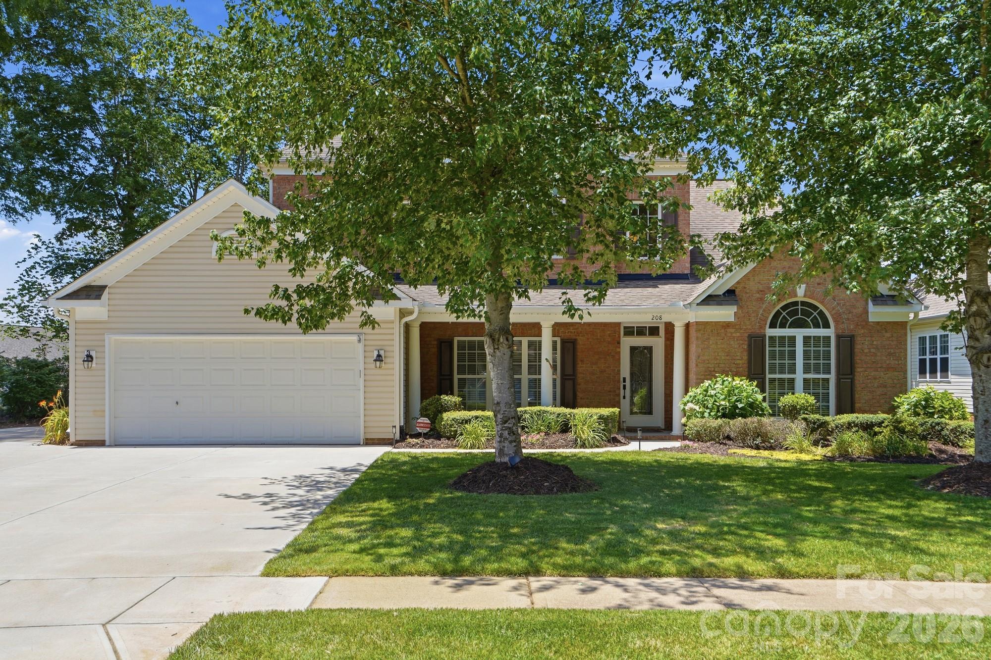 208 Harris Farm Road — Mooresville