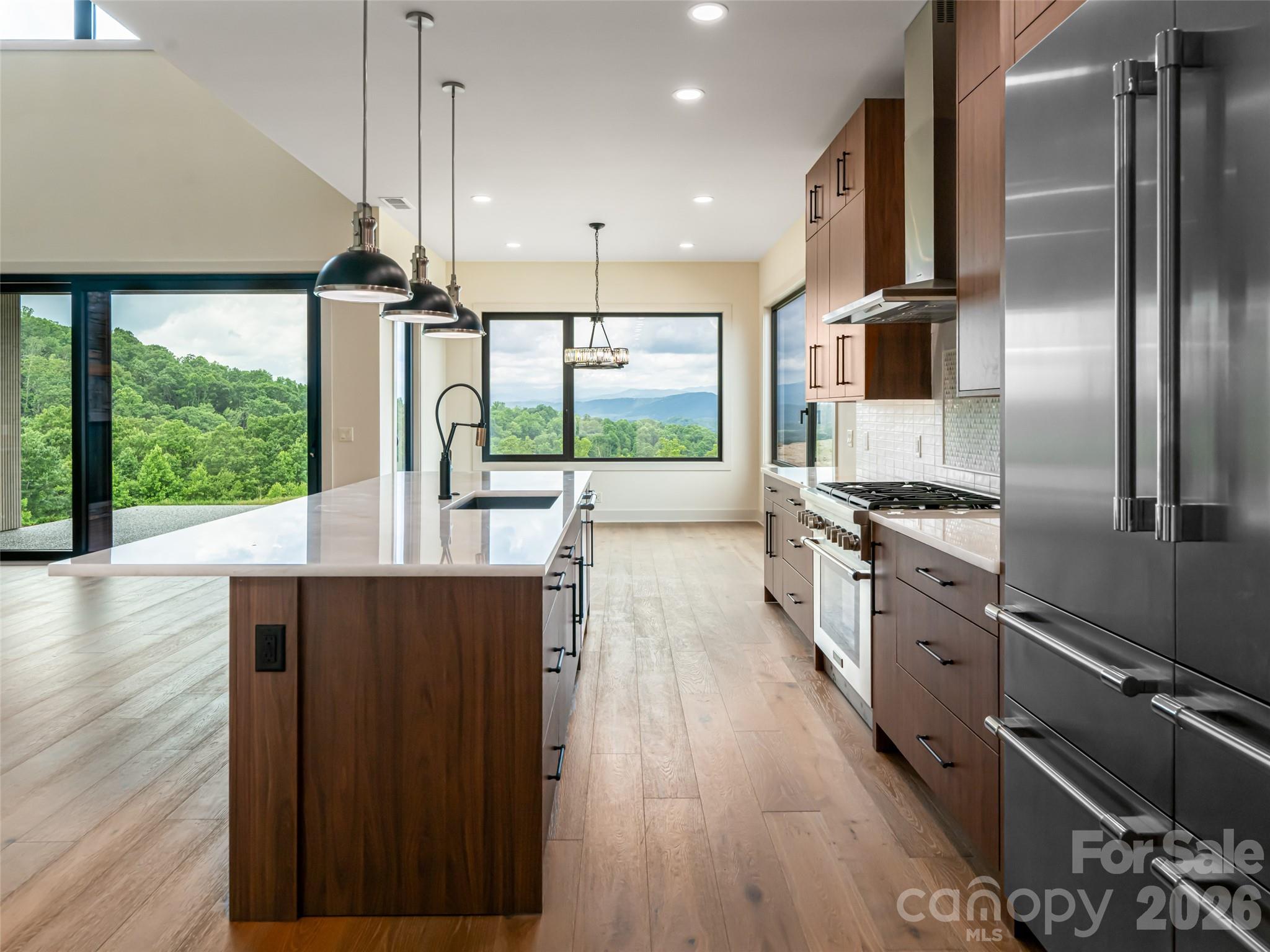 24 S Watchman Drive — Hendersonville