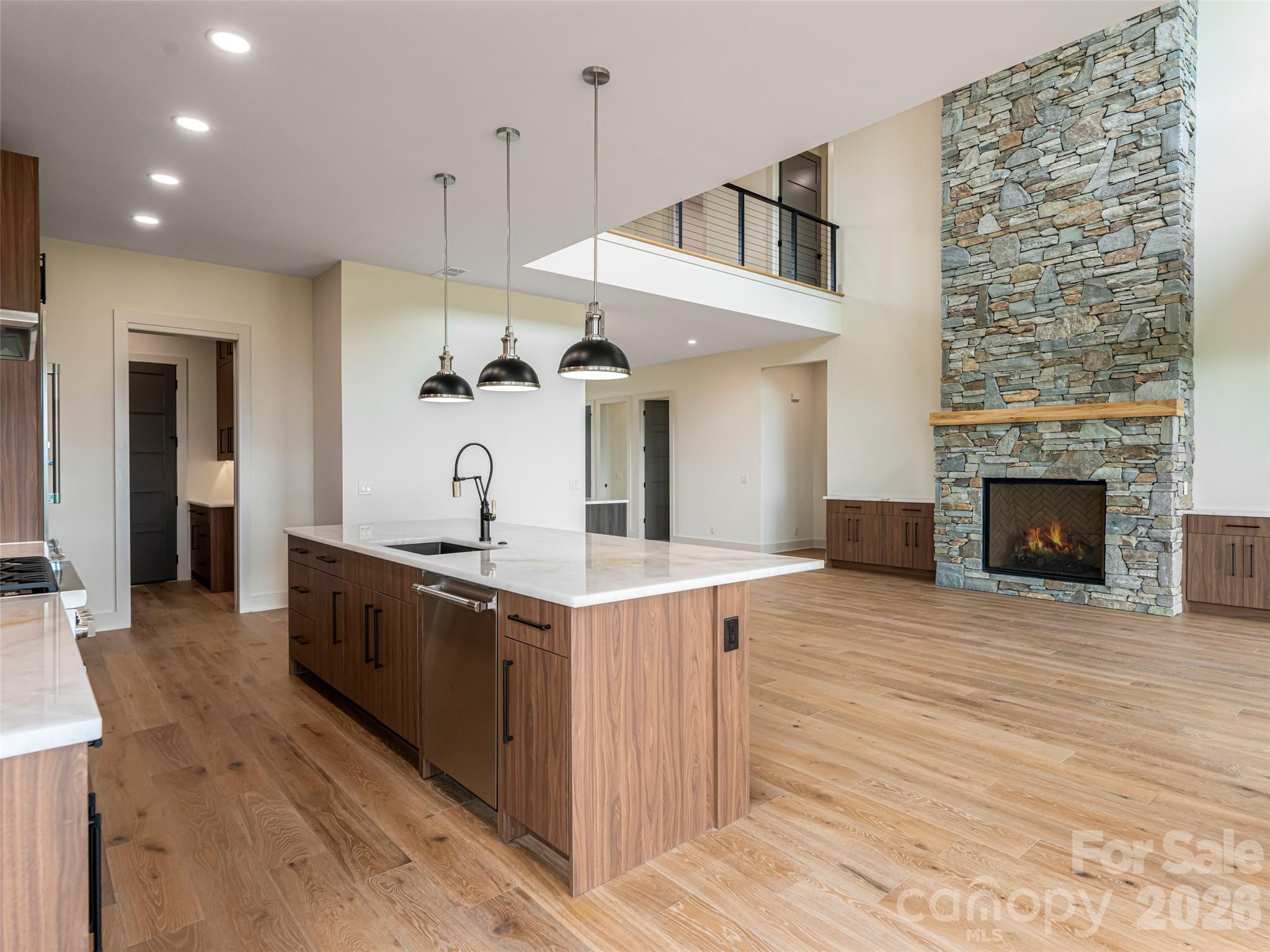 24 S Watchman Drive — Hendersonville