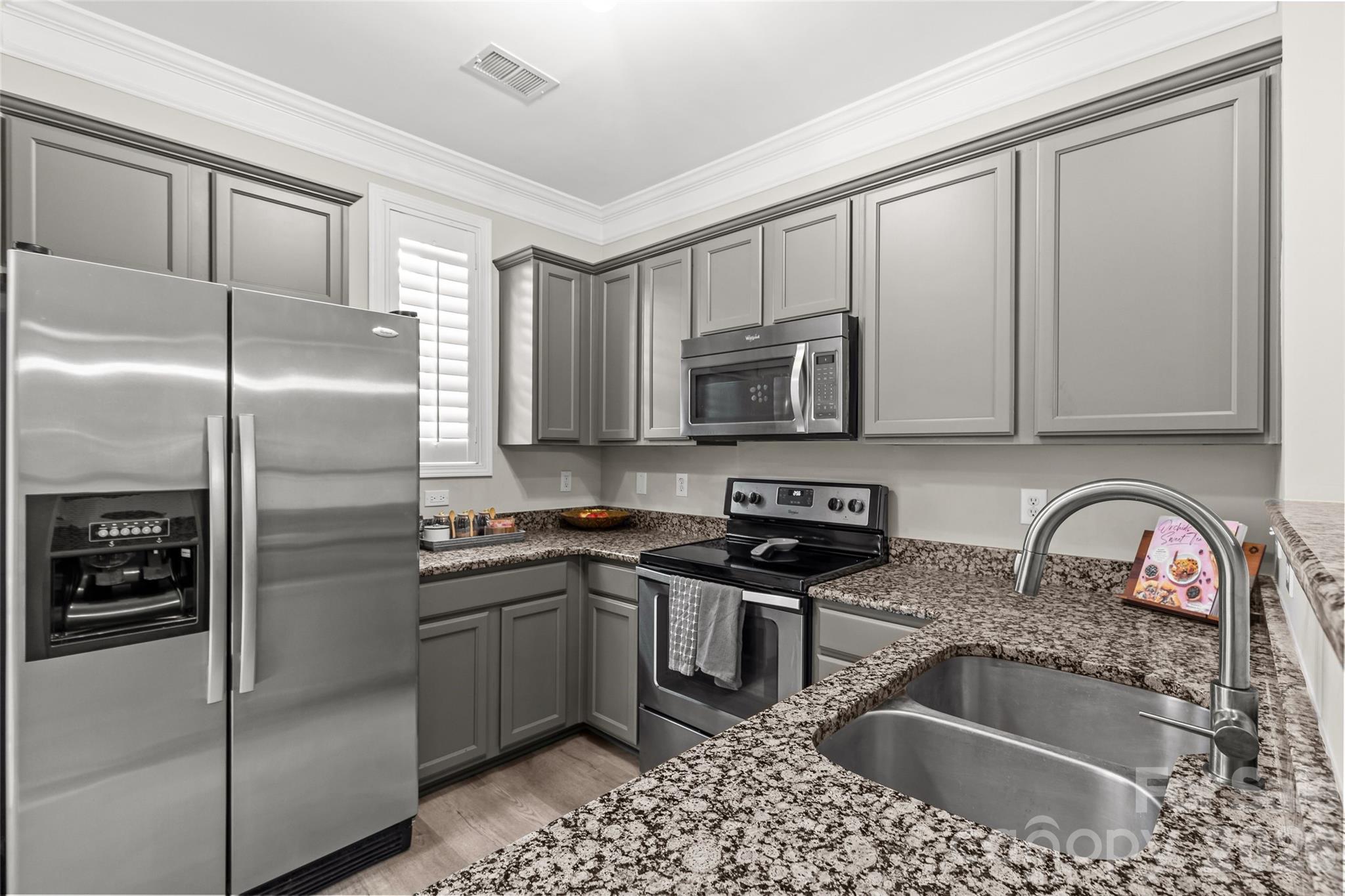 8935 Socata Way — Charlotte