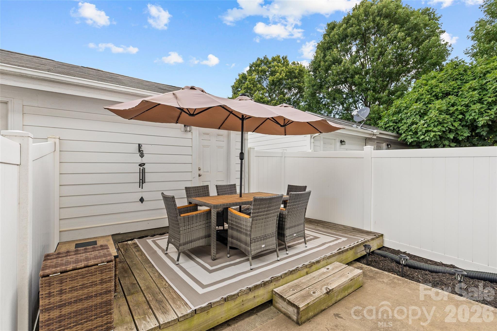 8935 Socata Way — Charlotte