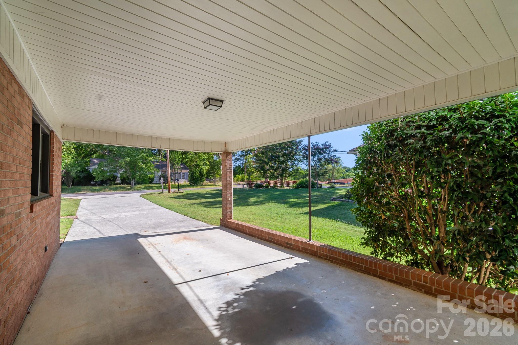 1340 E Cannon Avenue — Albemarle