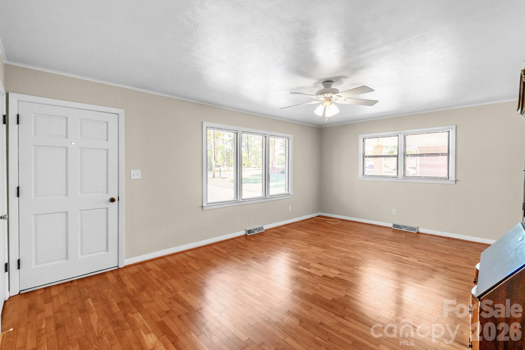 1340 E Cannon Avenue — Albemarle